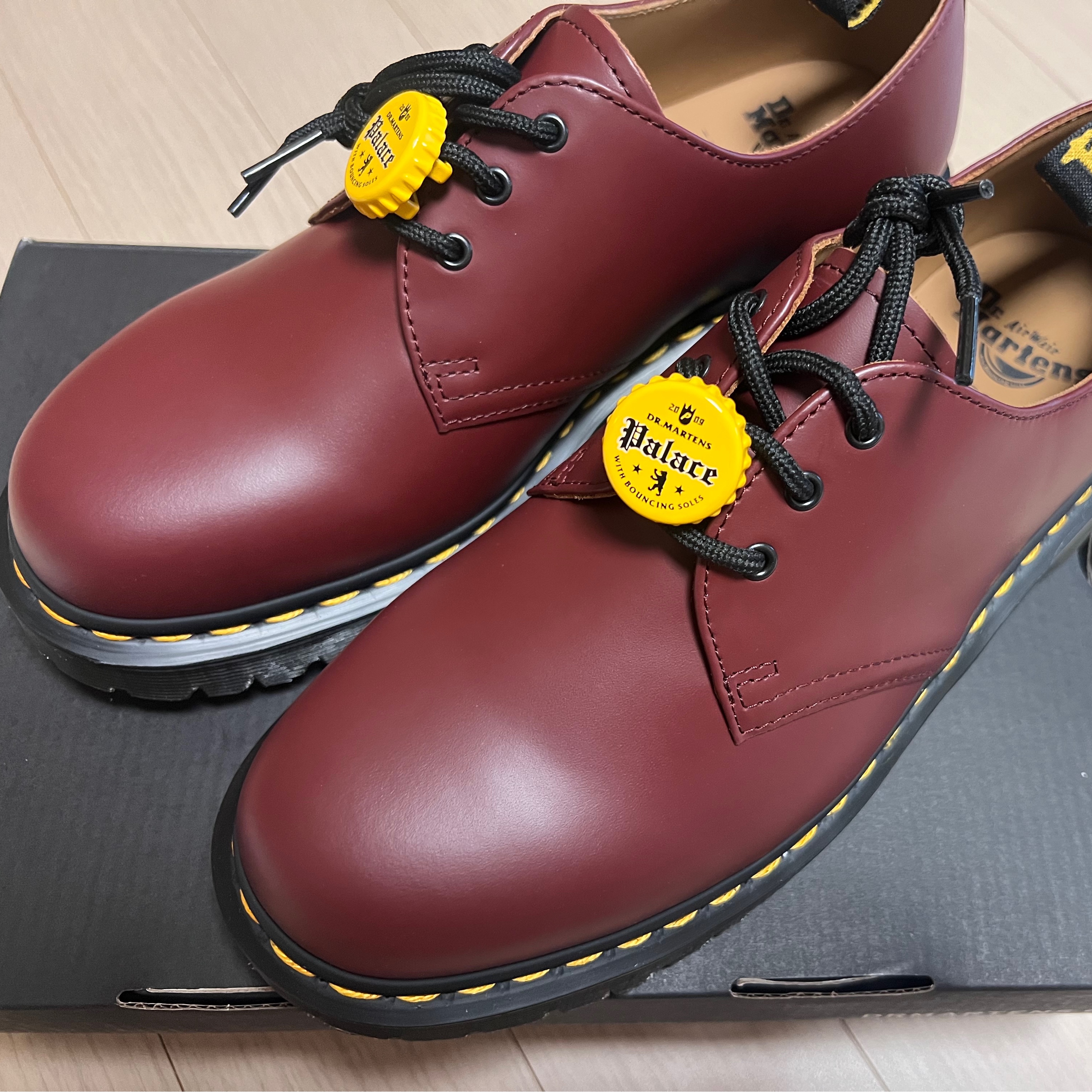 Dr. Martens x Palace 1461 Red 착용 스타일 - 4