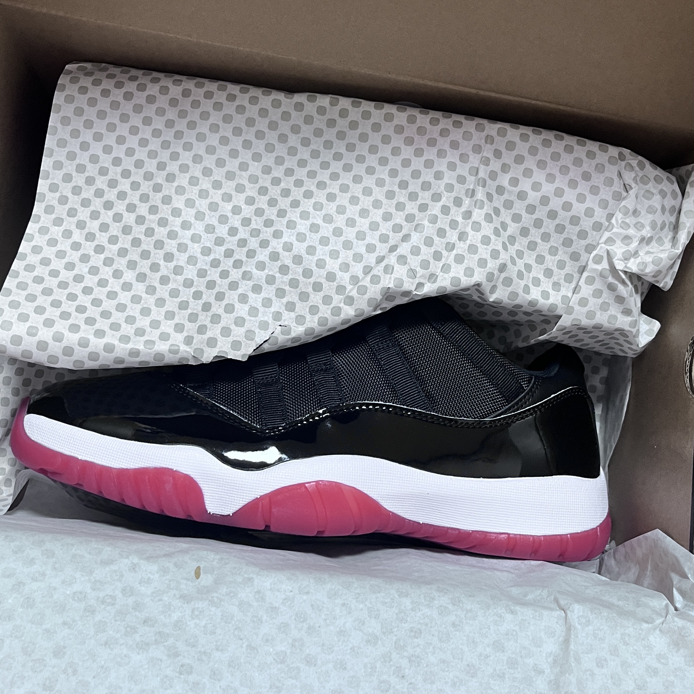 Jordan 11 Retro Low Concord, Jordan 11 Retro Low Bred 2025 착용 스타일 - 3
