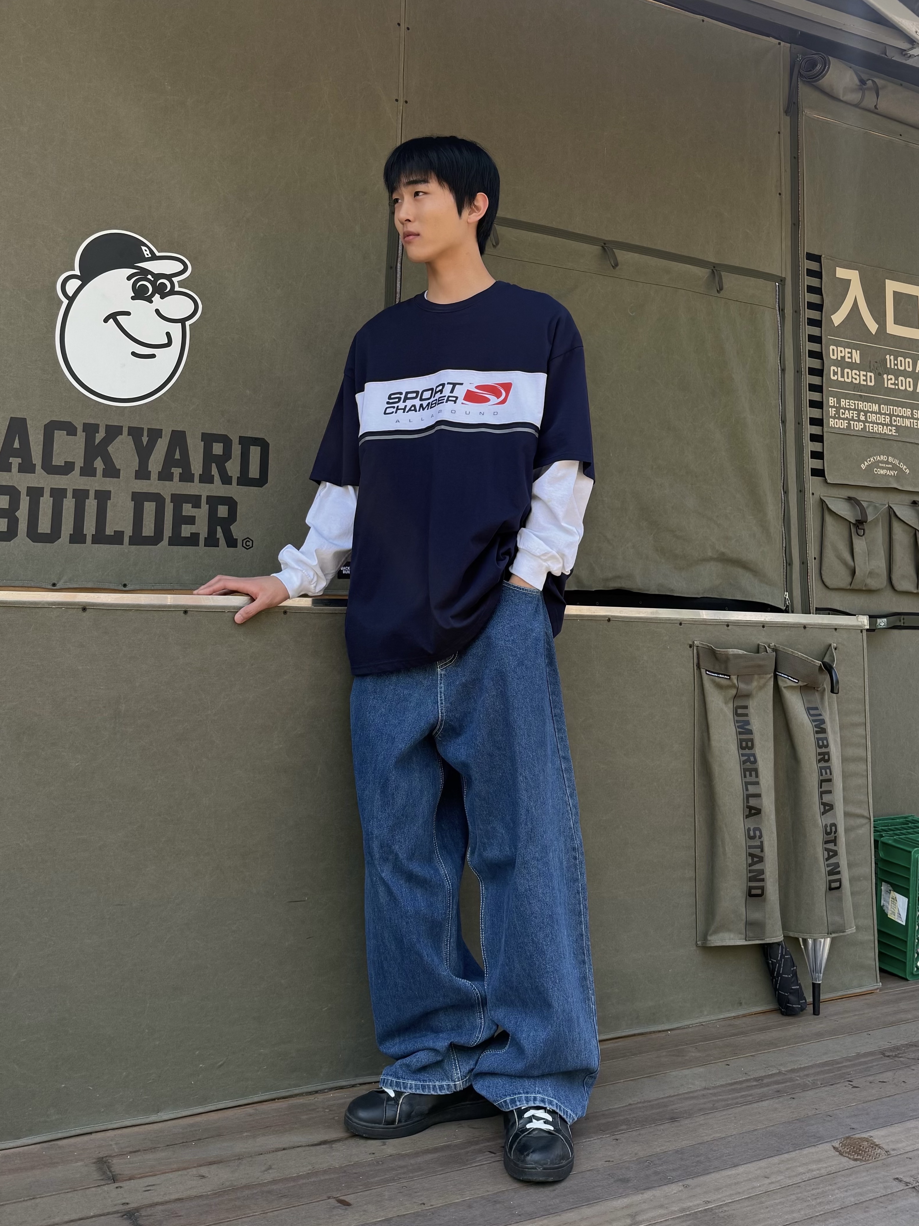SPORT CHAMBER SC Block Flash T-Shirt Navy 착용 스타일 - 2