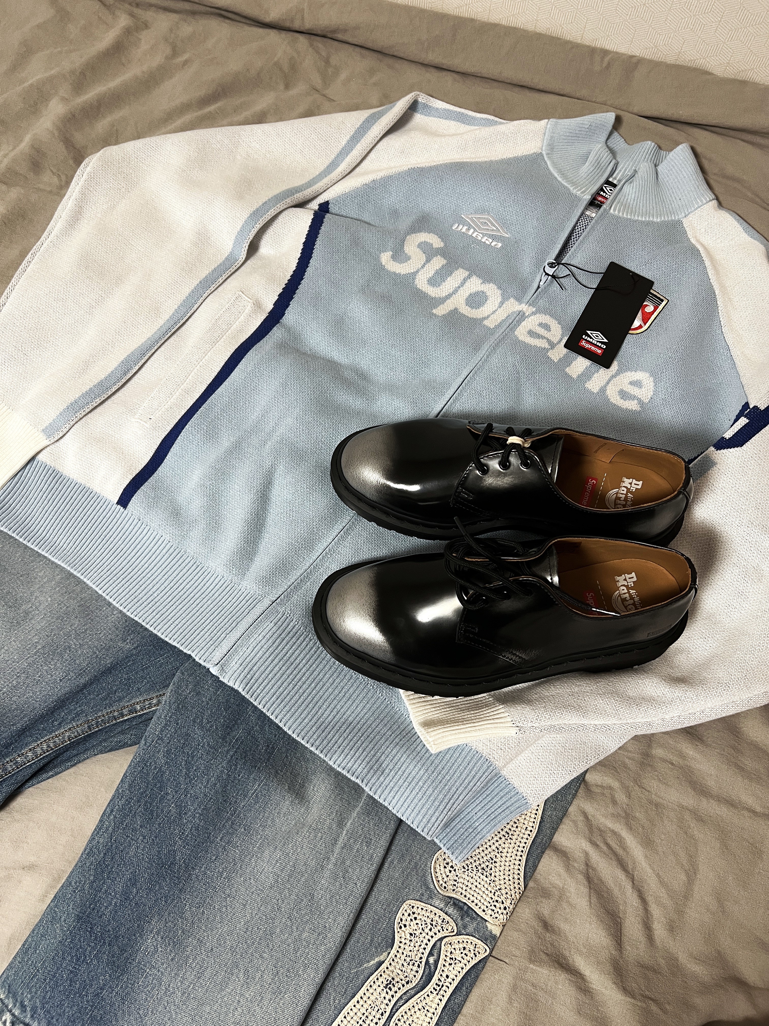 Supreme x Umbro Zip Up Sweater Light Blue - 25SS 착용 스타일