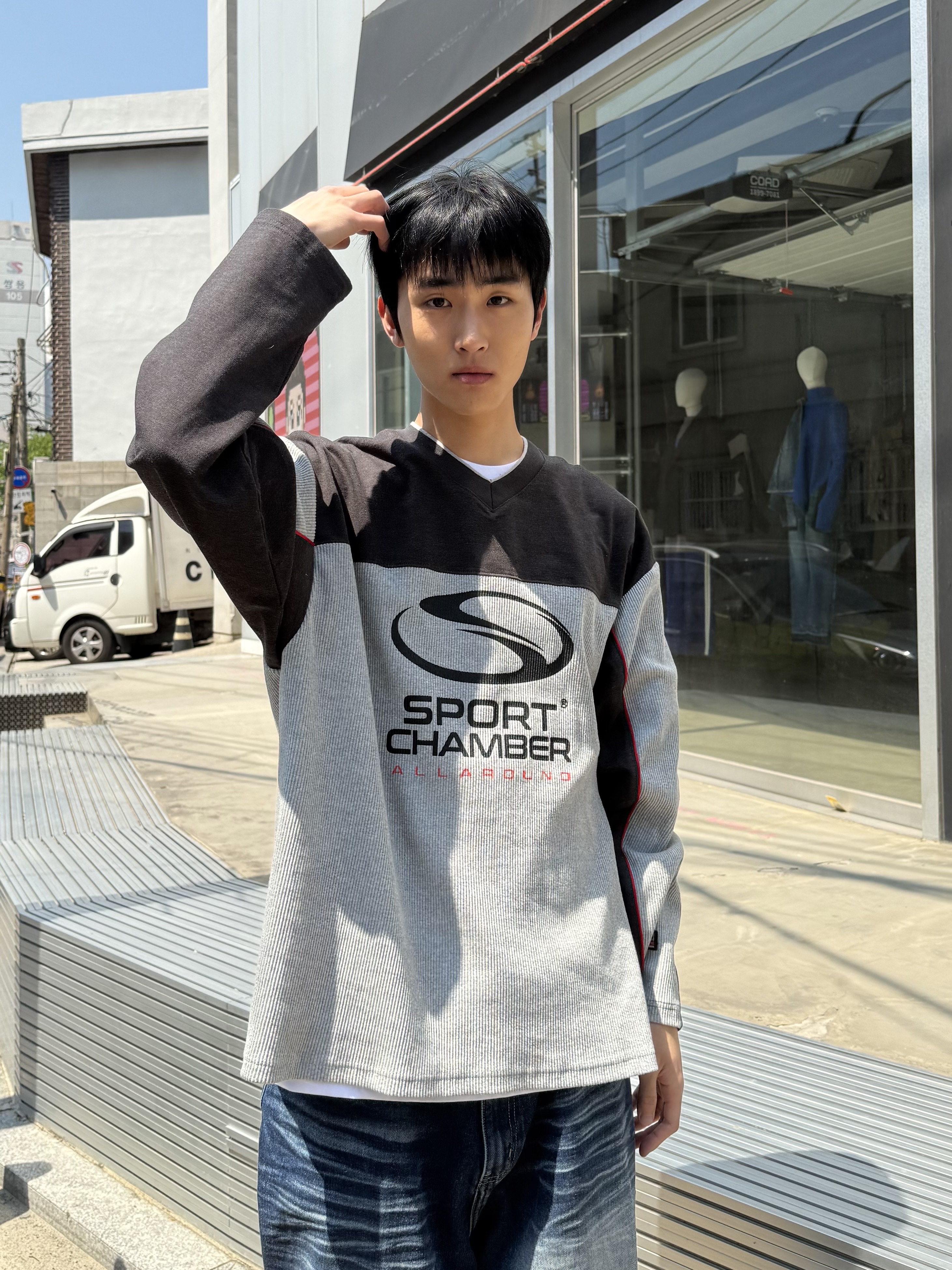 SPORT CHAMBER SC Block Symbol T-Shirt Charcoal 착용 스타일 - 2