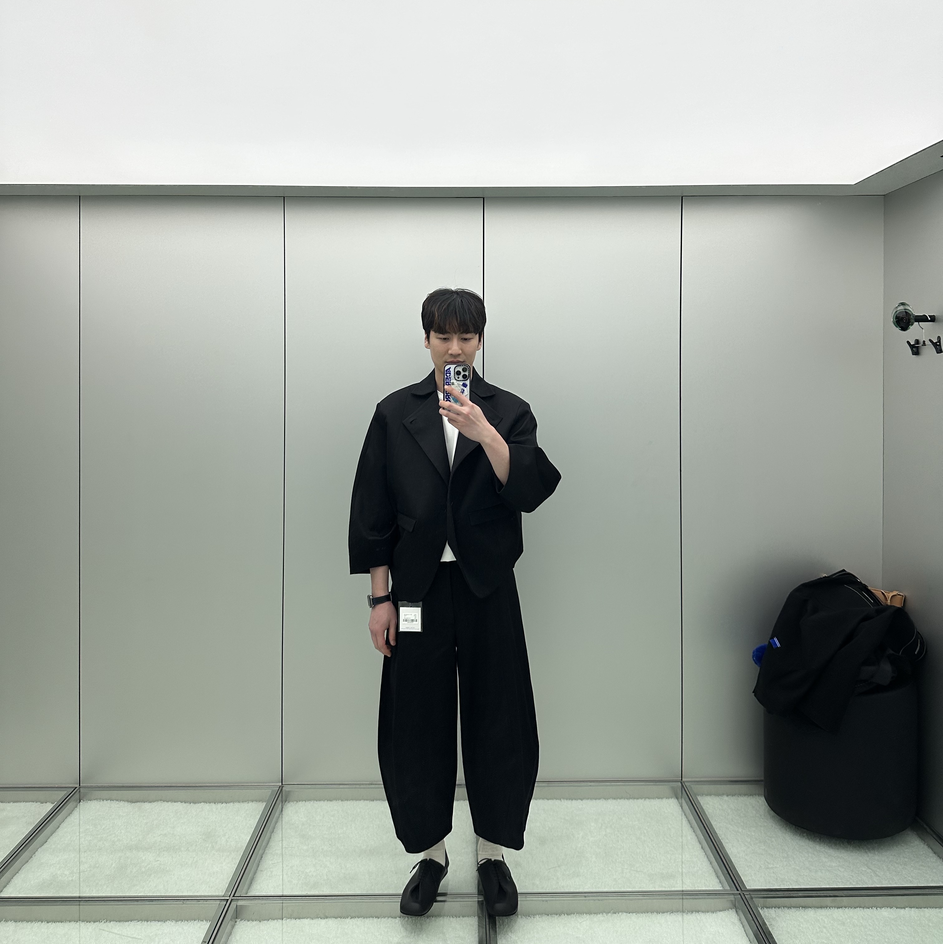 Ader Error Trousers Product 87 Noir, Ader Error Cinder Watch Strap Noir 착용 스타일 - 3