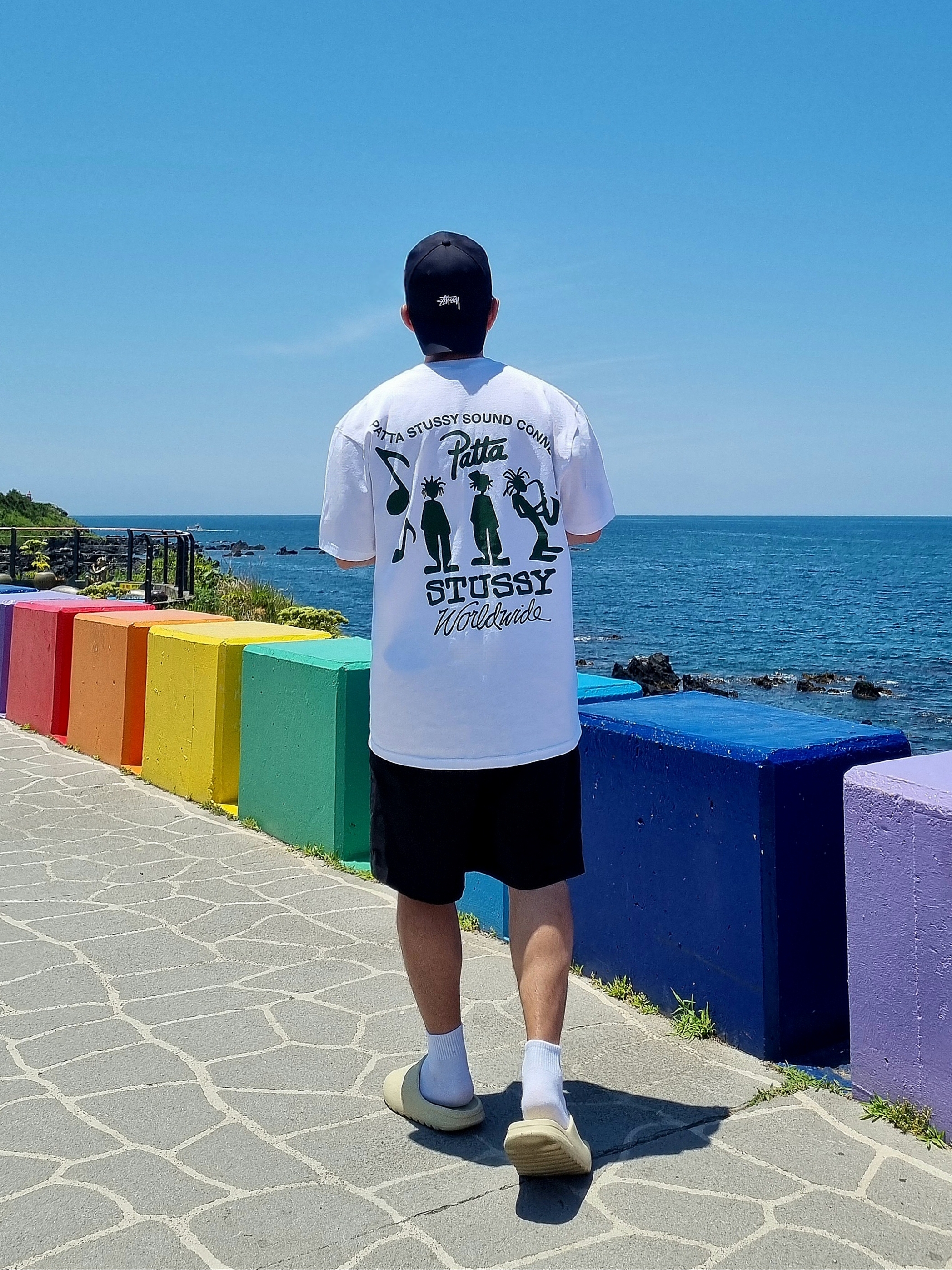 Stussy x Patta Sound Connection T-Shirt White 착용 스타일