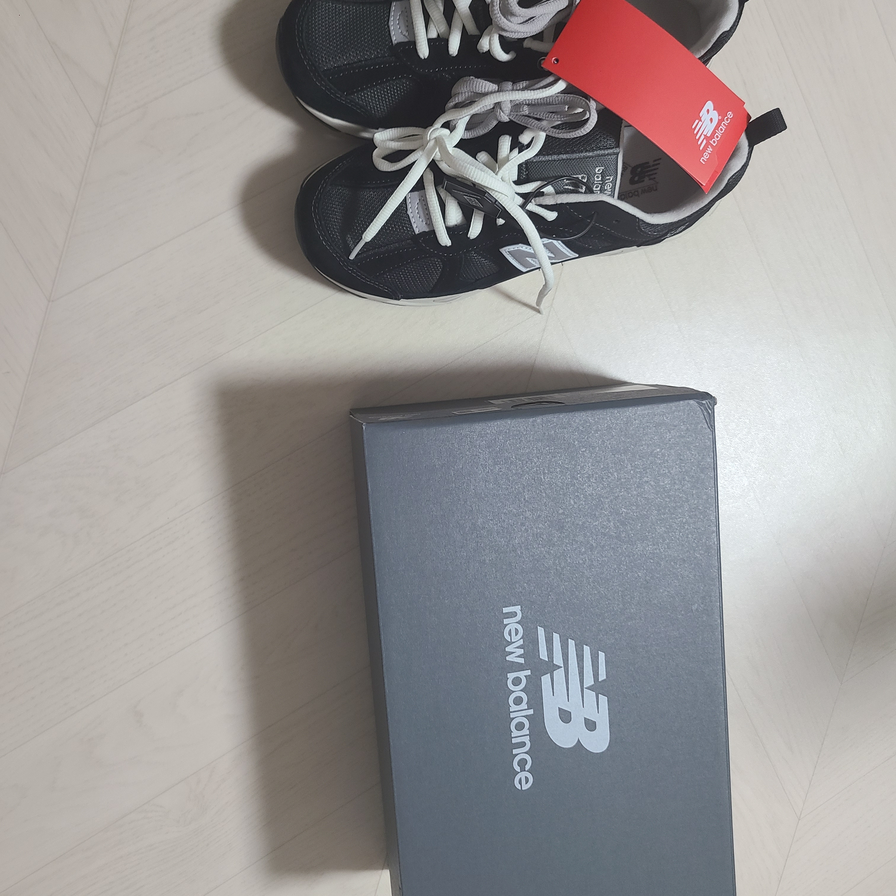 New Balance 878 Black 착용 스타일 - 1