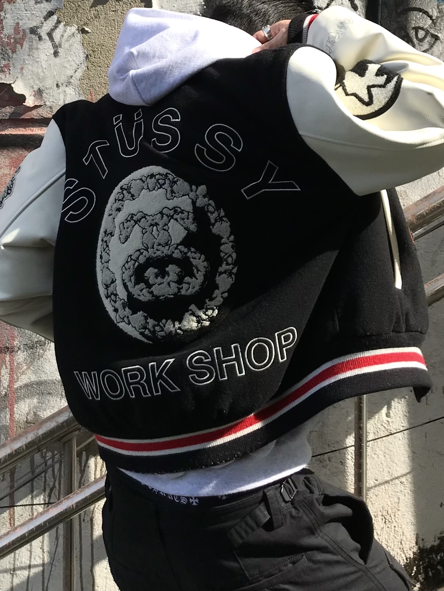 Stussy x Our Legacy x Denim Tears TTL Varsity Jacket Black, Balenciaga Flared Cargo Pants Black 착용 스타일 - 3