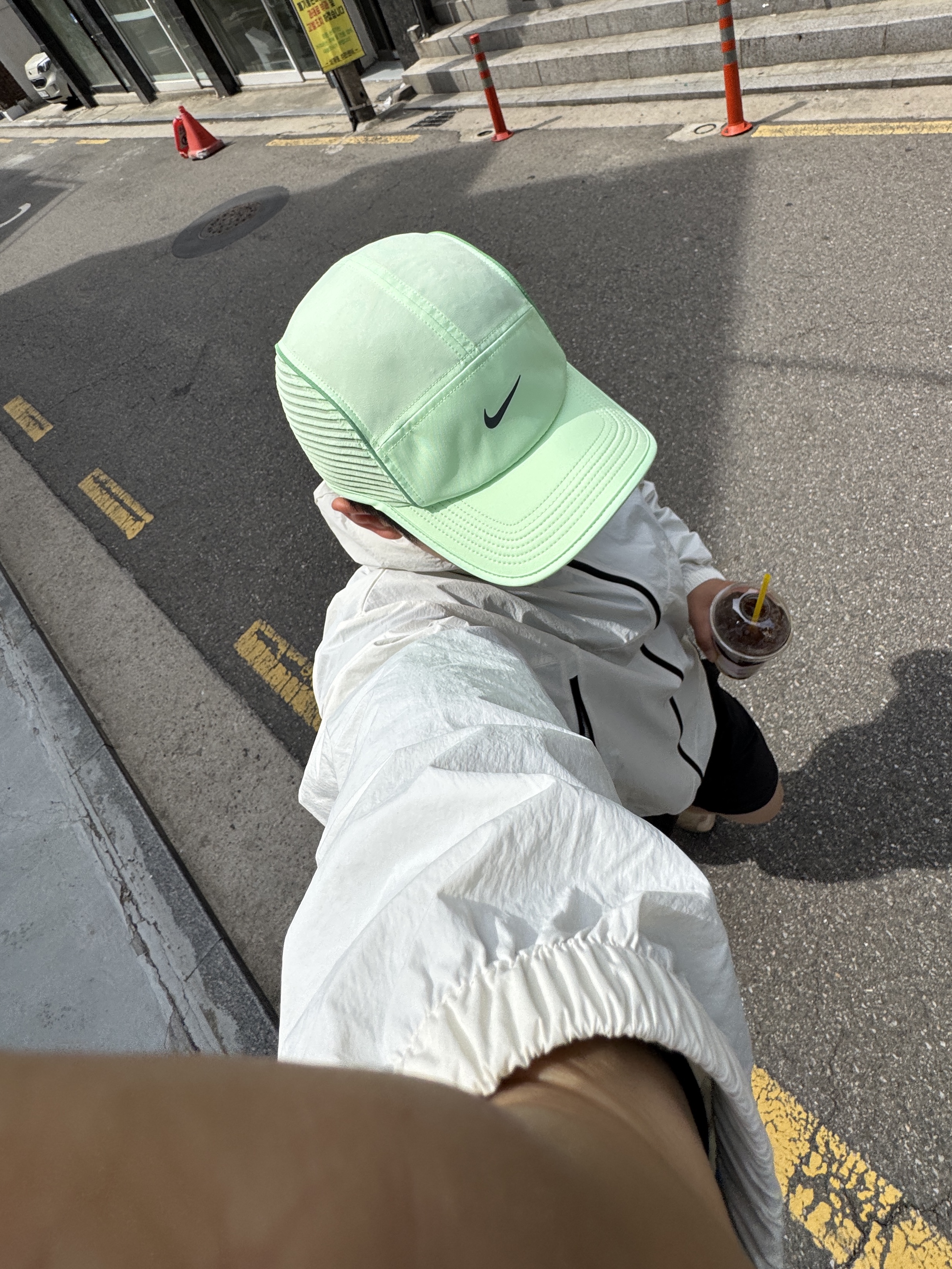 Nike Dri-Fit ADV Fly Unstructured AeroBill AeroAdapt Cap Vapor Green 착용 스타일 - 2