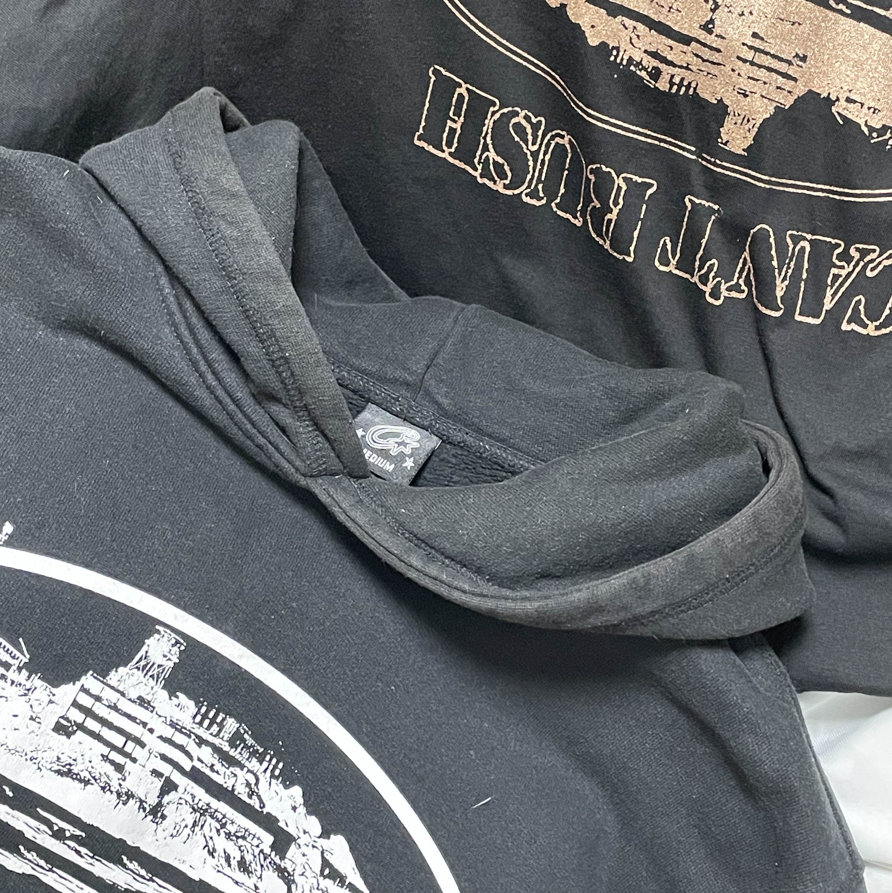 Corteiz x Central Cee Can't Rush Greatness T-Shirt Black 착용 스타일 - 4