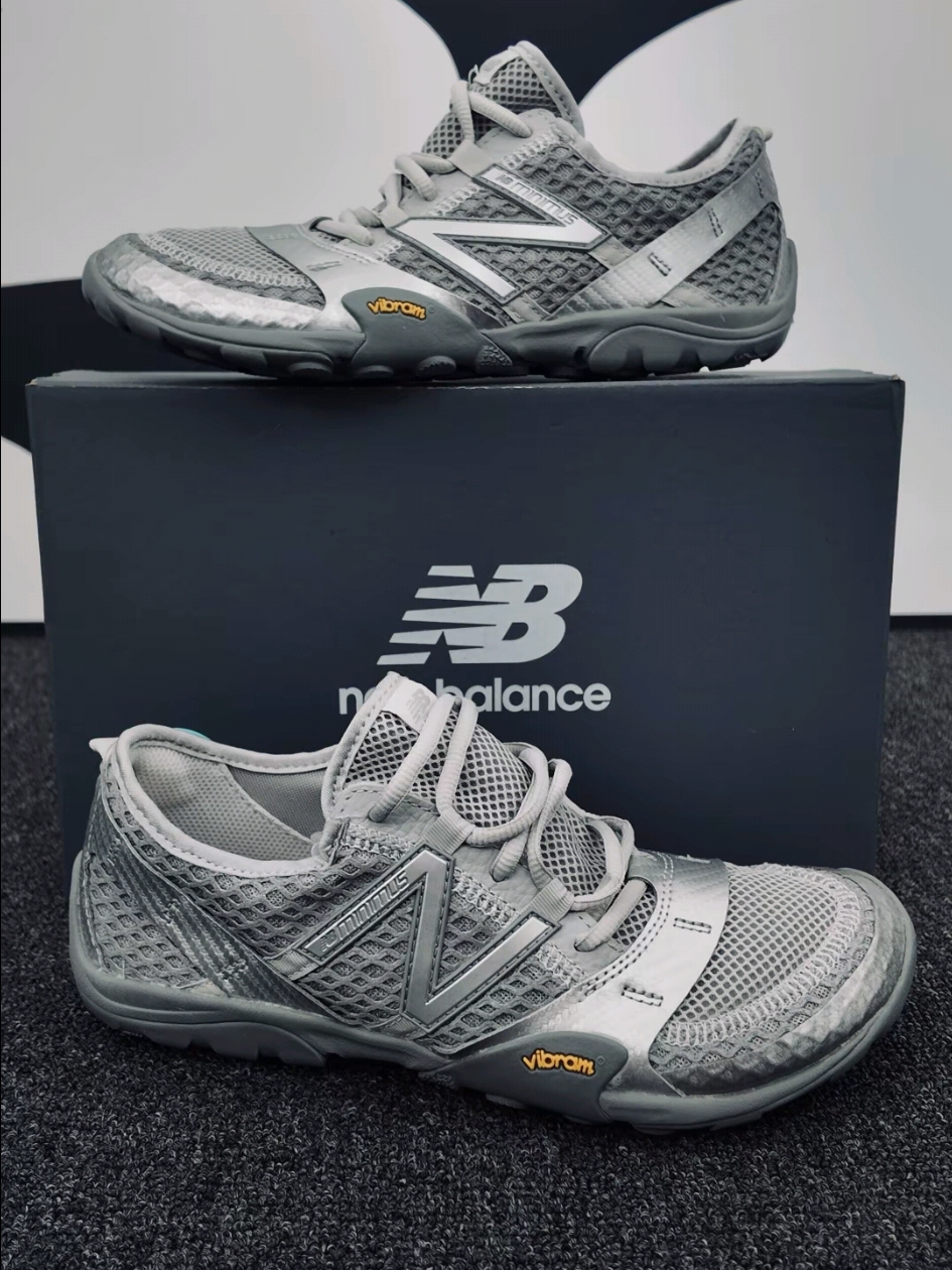 New Balance Minimus MT10O Slate Grey Silver Metallic 착용 스타일 - 1