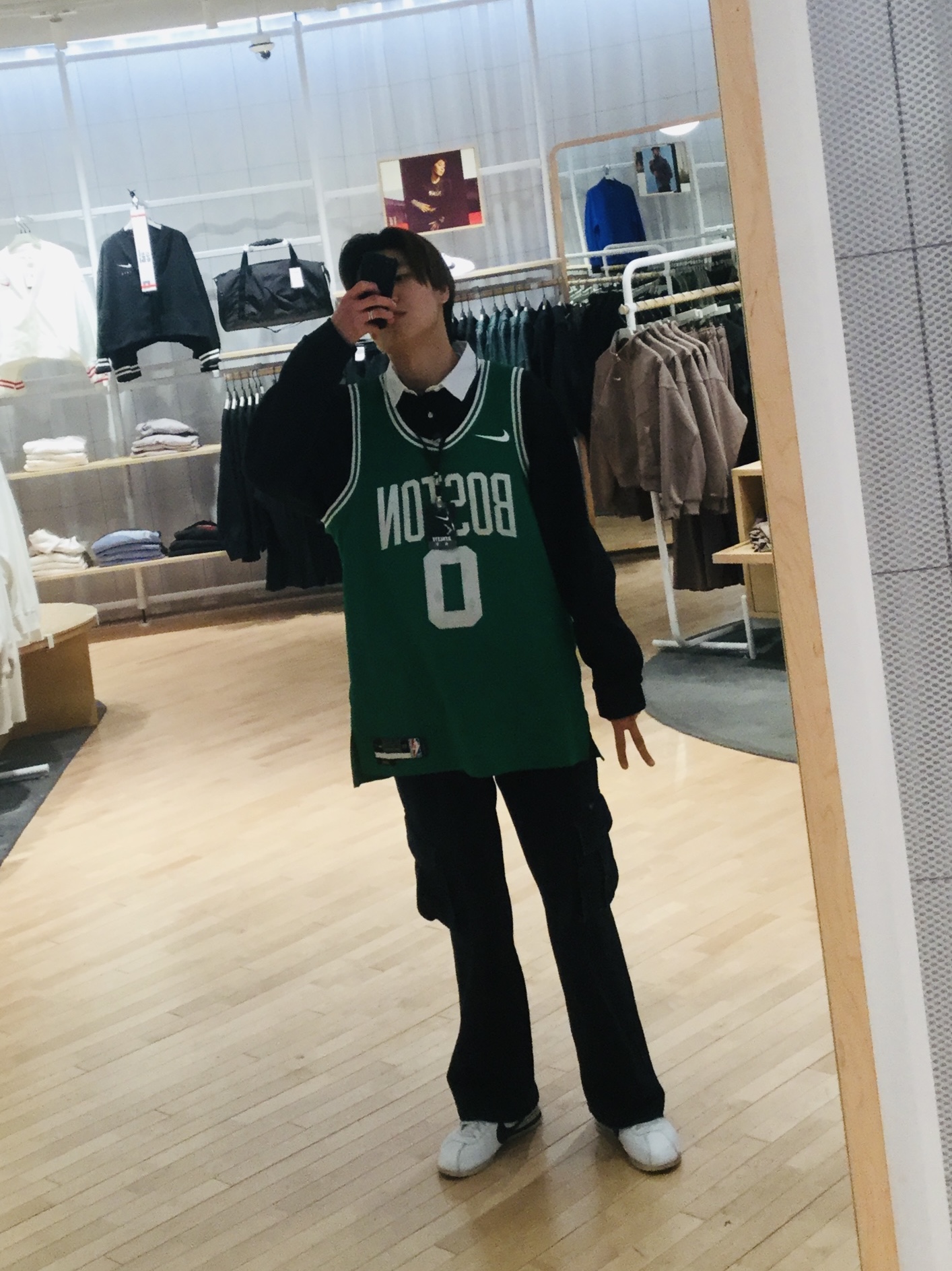 Nike Jayson Tatum Boston Celtics Icon Edition 2022/23 NBA Swingman Jersey Clover 착용 스타일