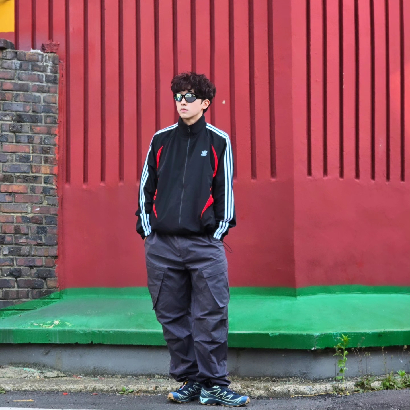 Adidas Archive Track Top Black - KR Sizing, Salomon XT-6 GTX Carbon Bering Sea 착용 스타일 - 6
