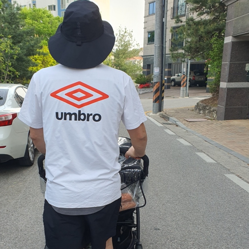 Nike ACG Apex Bucket Hat Black 착용 스타일