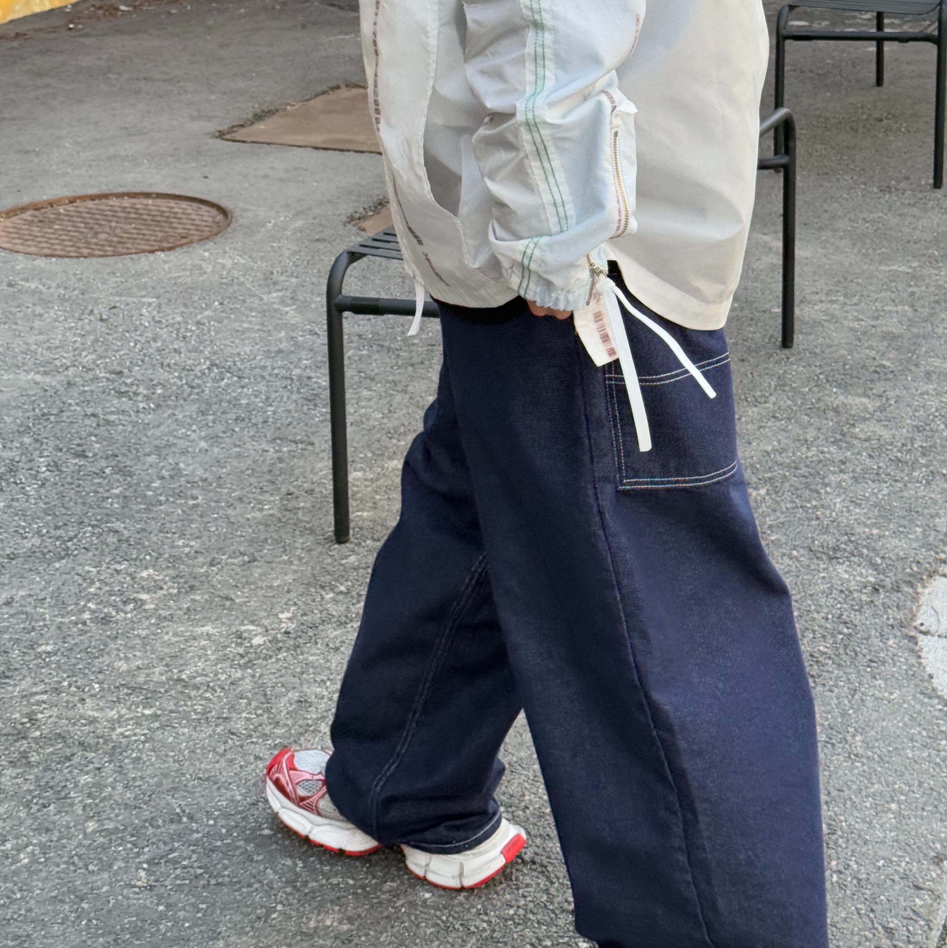 Balenciaga 3XL Sneakers White Red 착용 스타일