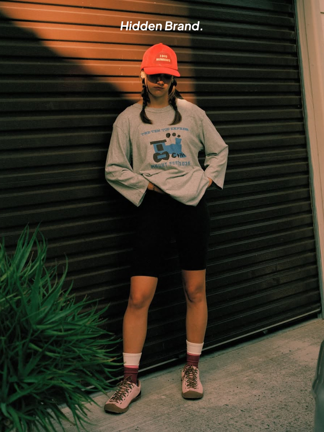 Alex Zono I Dig Running Trucker Hat OG Brown, Alex Zono Running Loves You Trucker Hat Silver 착용 스타일 - 8