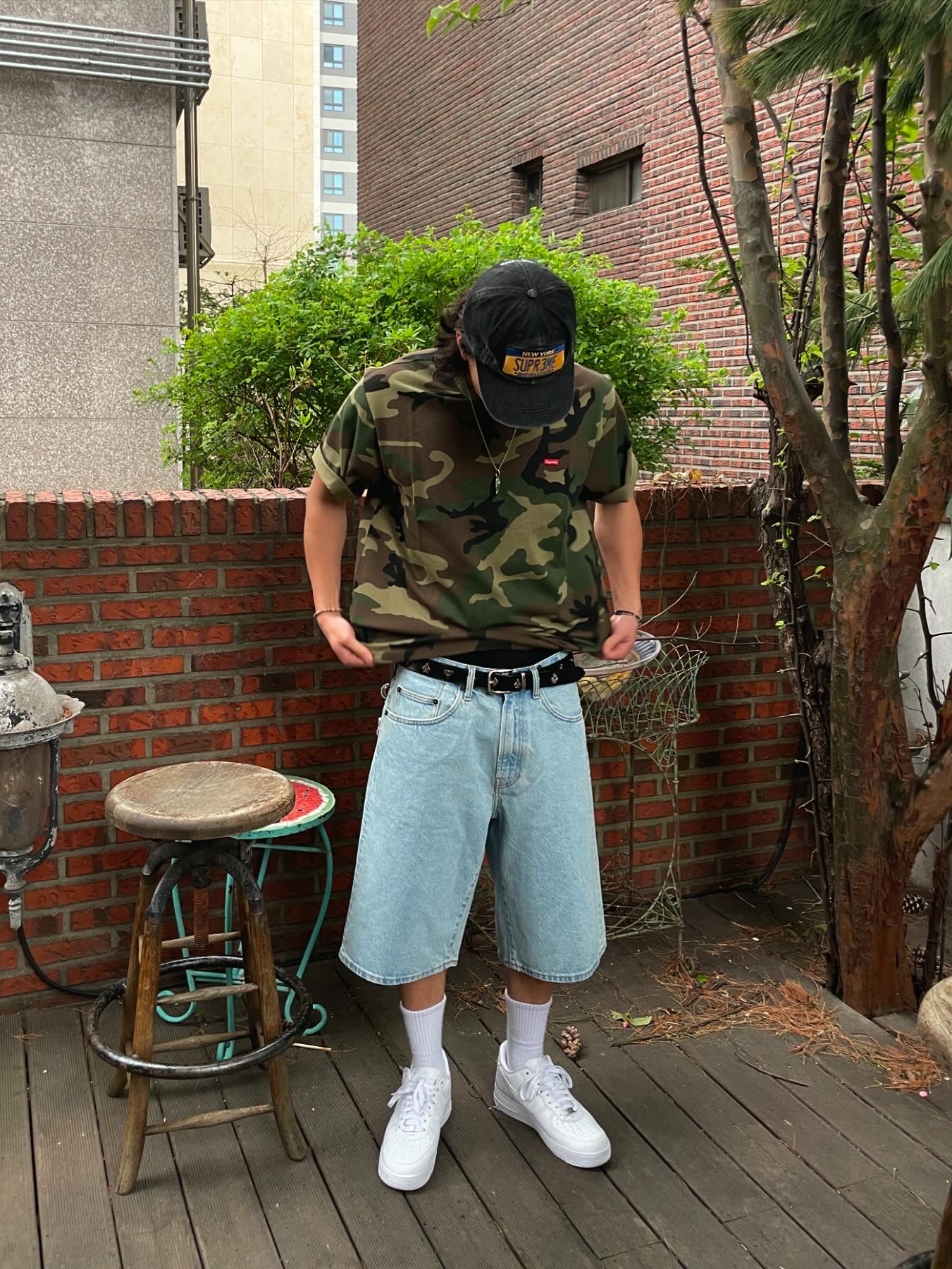 Stussy Royal Suit Dress Belt Black, Supreme Hanes Boxer Briefs Black (4 Pack) 착용 스타일 - 1