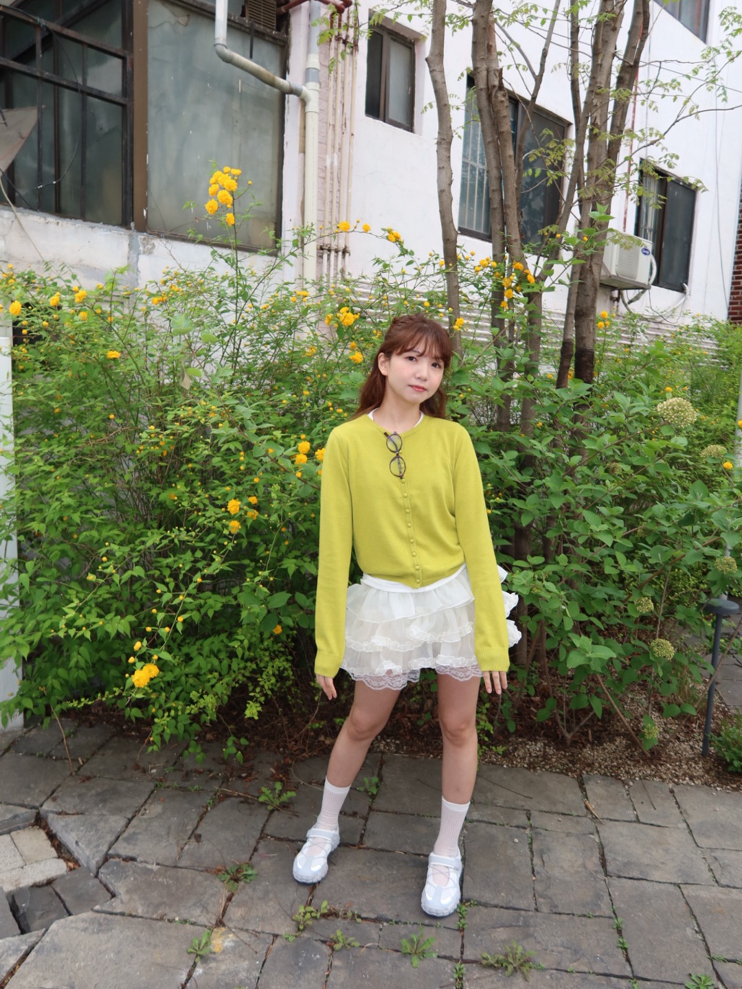 Roughneck Tutu pants skirt cream, [6% 적립] FILA Echappe Velcro Maryjane Grey 착용 스타일 - 2