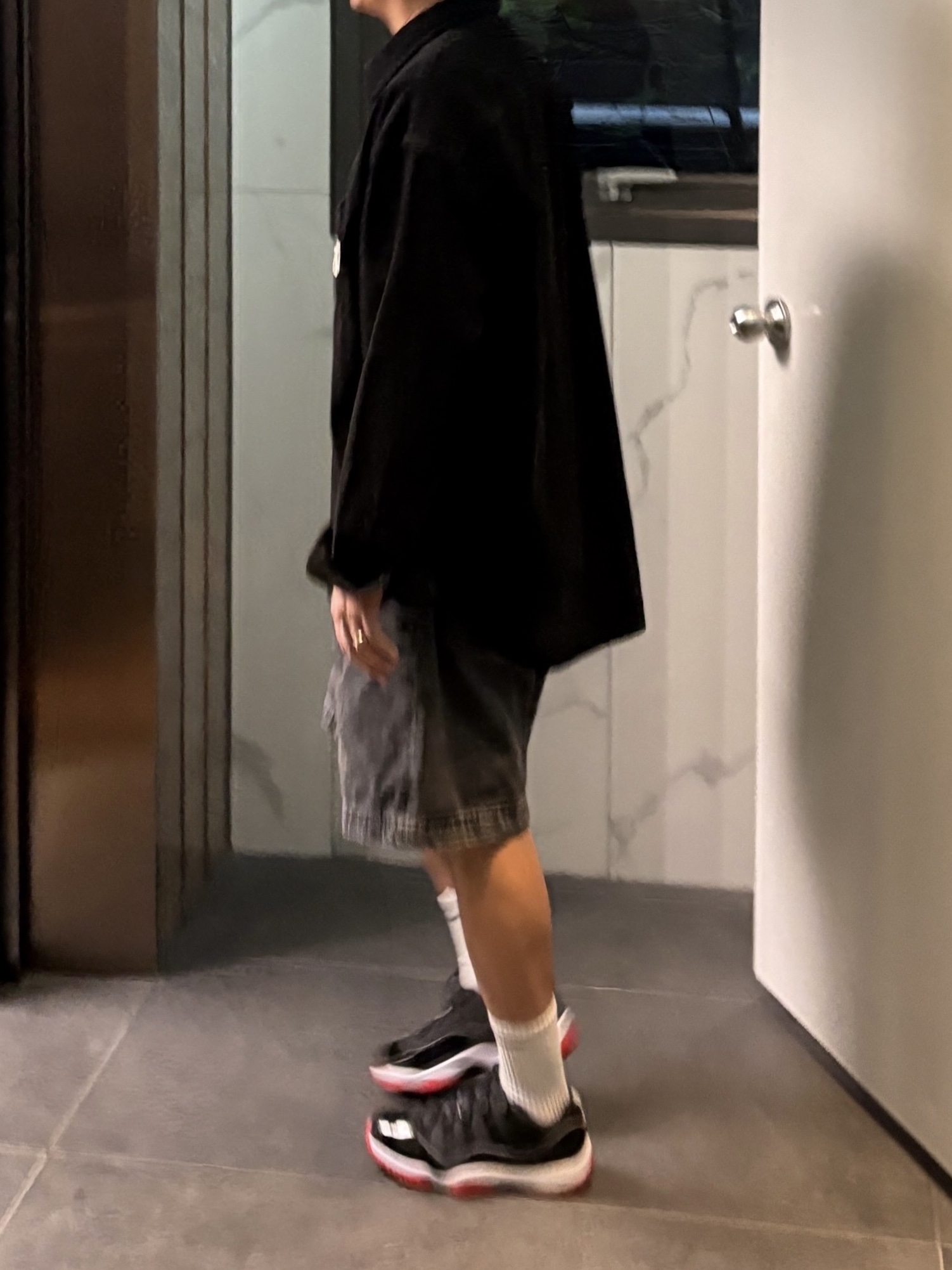 Jordan 11 Retro Low Bred 2025 착용 스타일 - 1