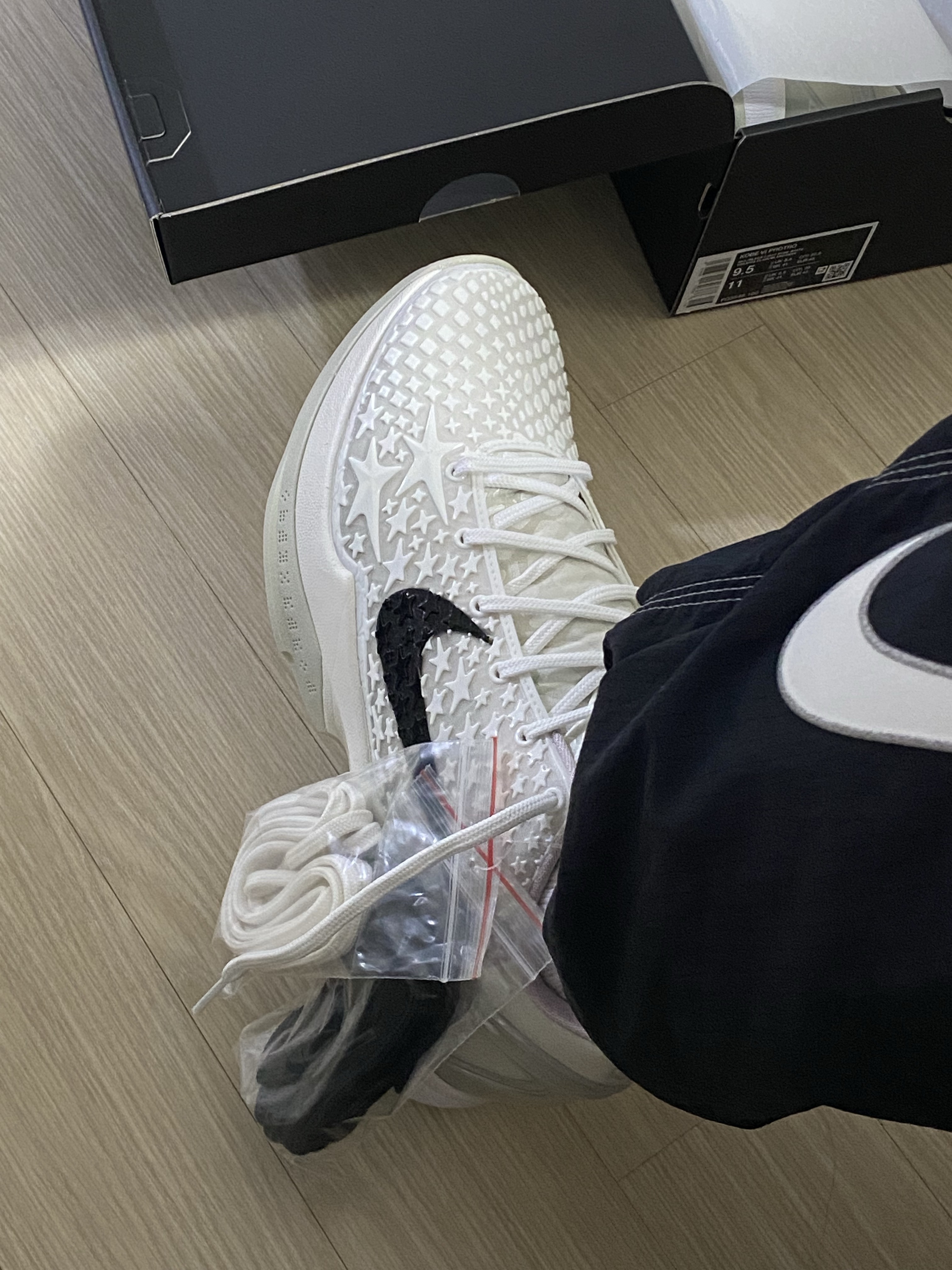 Nike Kobe 6 Protro Sail 착용 스타일