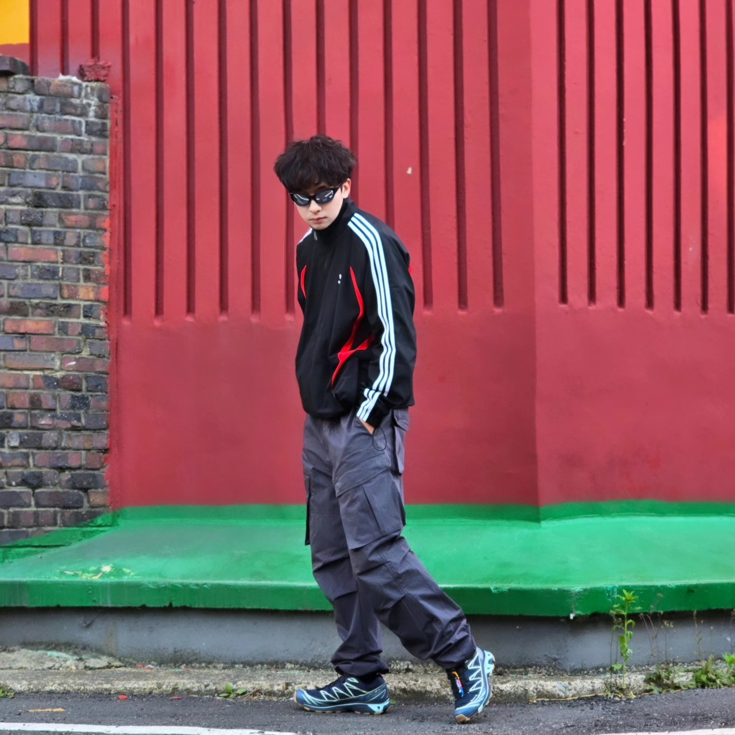 Adidas Archive Track Top Black - KR Sizing, Salomon XT-6 GTX Carbon Bering Sea 착용 스타일 - 3