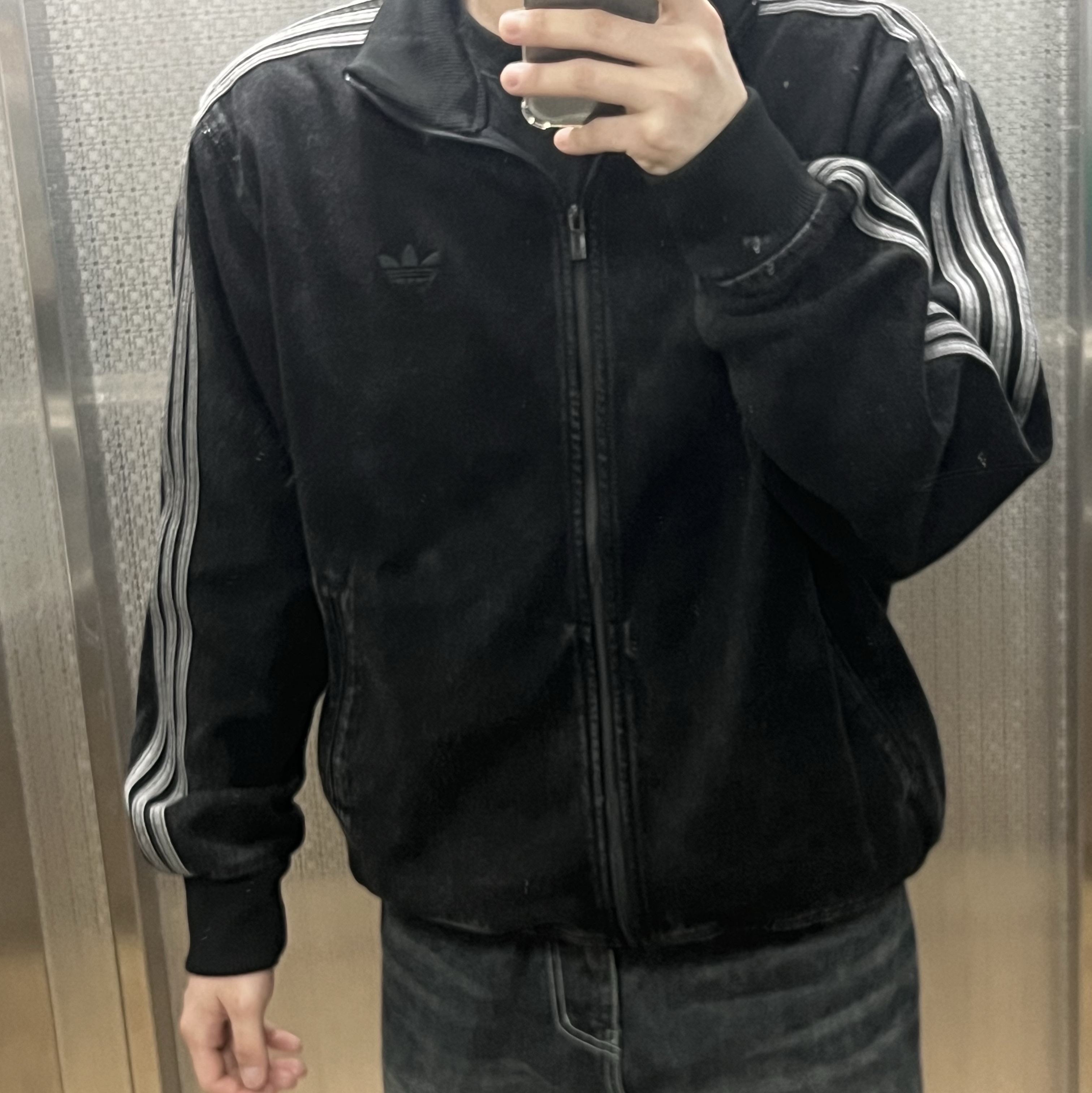 Adidas Adicolor Denim Firebird Track Top True Black Denim  - KR Sizing 착용 스타일