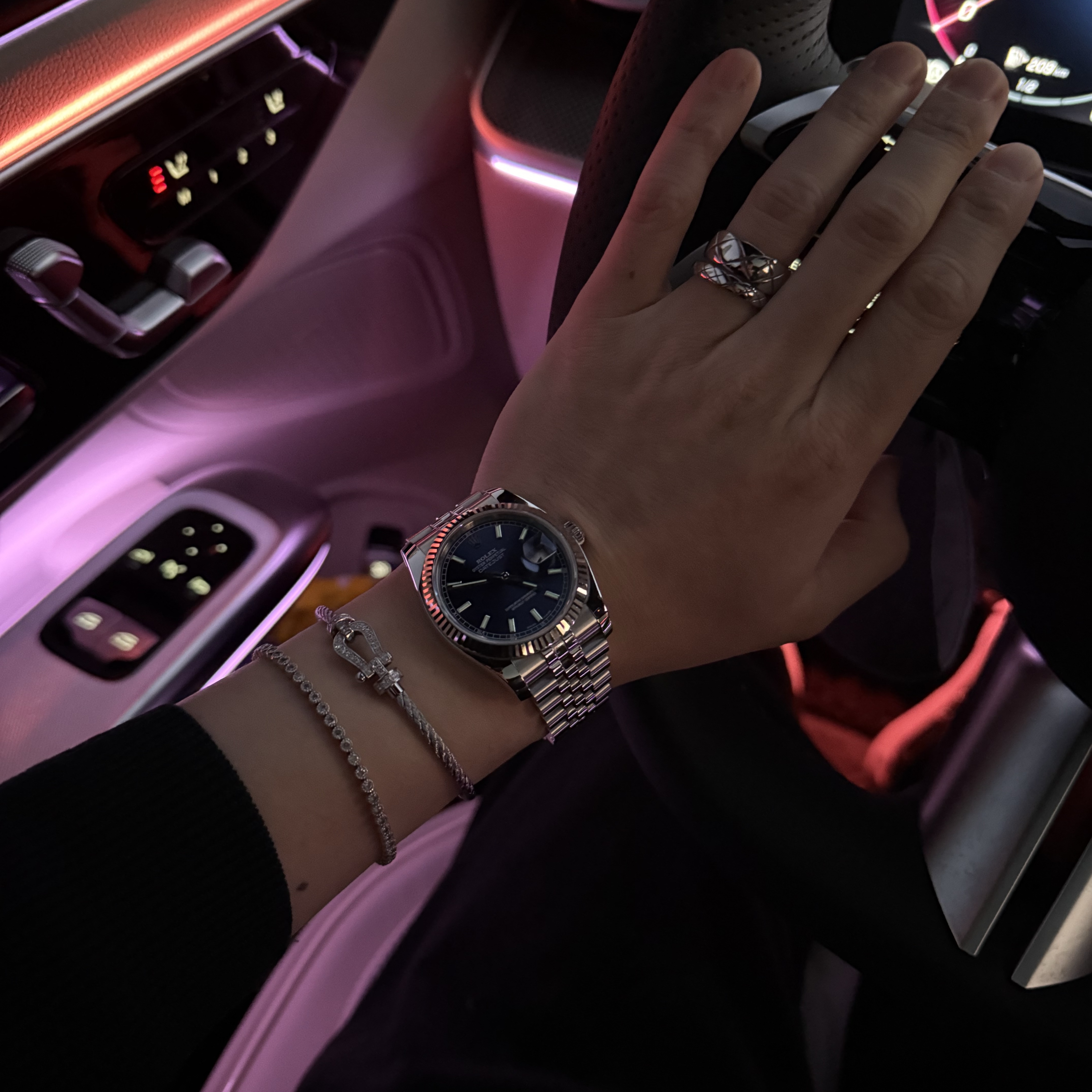 Fred Force 10 Steel Cable Bracelet Medium 18K White Gold 착용 스타일 - 3