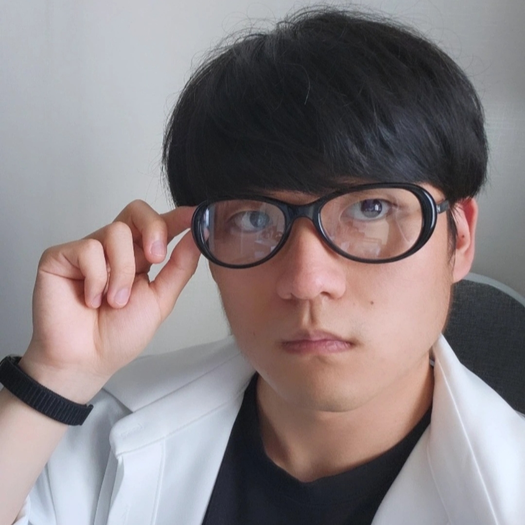 Gentle Monster x Maison Margiela MM215 Black Clear 착용 스타일