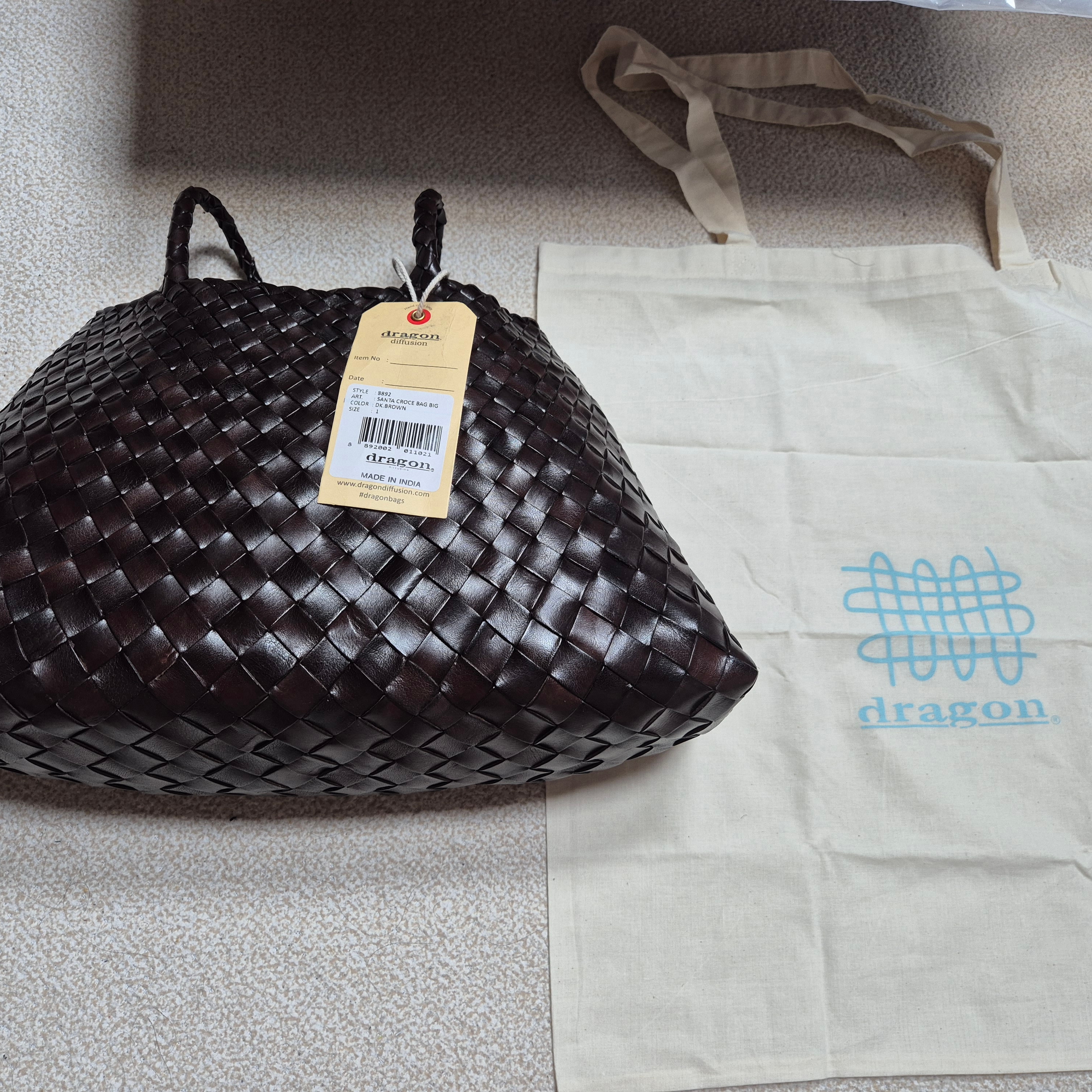 Dragon Diffusion Santa Croce Big Dark Brown 착용 스타일