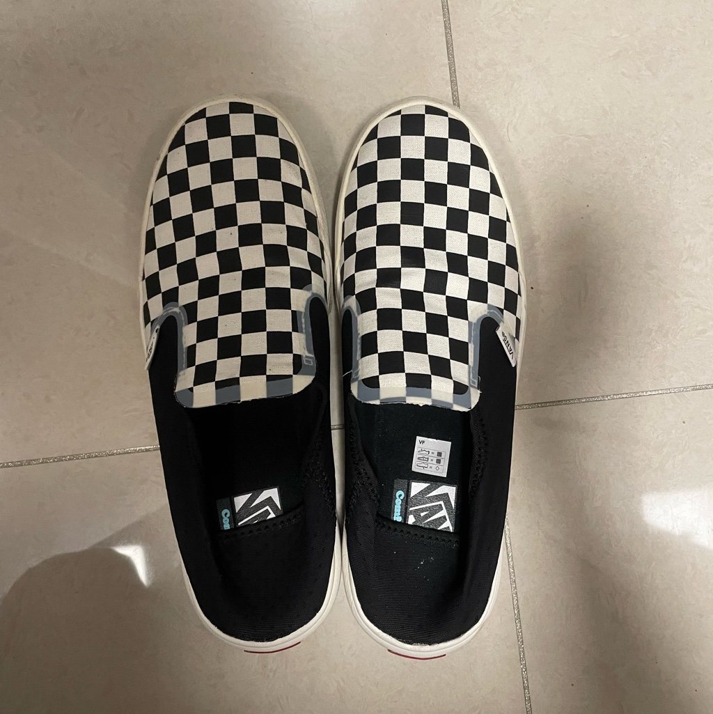 Vans Checkerboard Comfycush One Black 착용 스타일 - 2