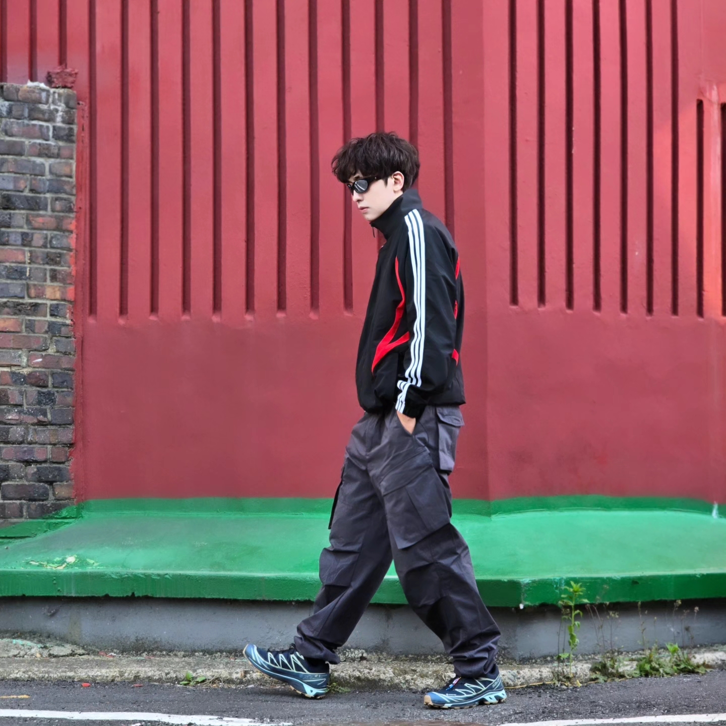 Adidas Archive Track Top Black - KR Sizing, Salomon XT-6 GTX Carbon Bering Sea 착용 스타일 - 2
