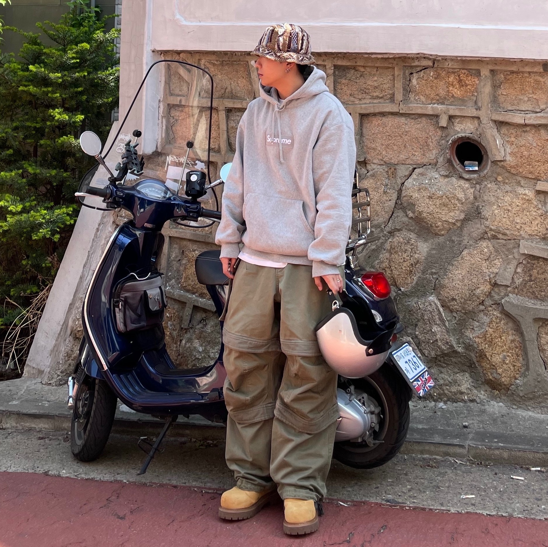 Kapital 7G Knit Gaudy Bucket Hat Gold Brown, Supreme Box Logo Hooded Sweatshirt Heather Grey - 24FW 착용 스타일 - 1