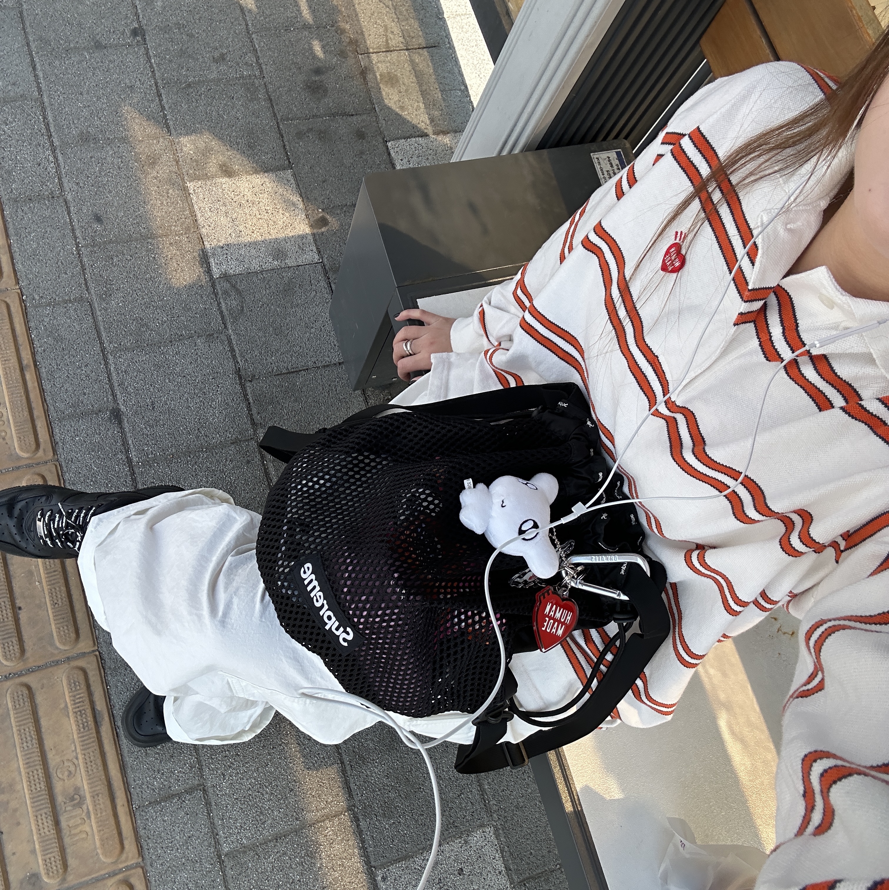 Human Made L/S Polo Shirt White, Supreme Mesh Small Backpack Black - 23SS 착용 스타일 - 1