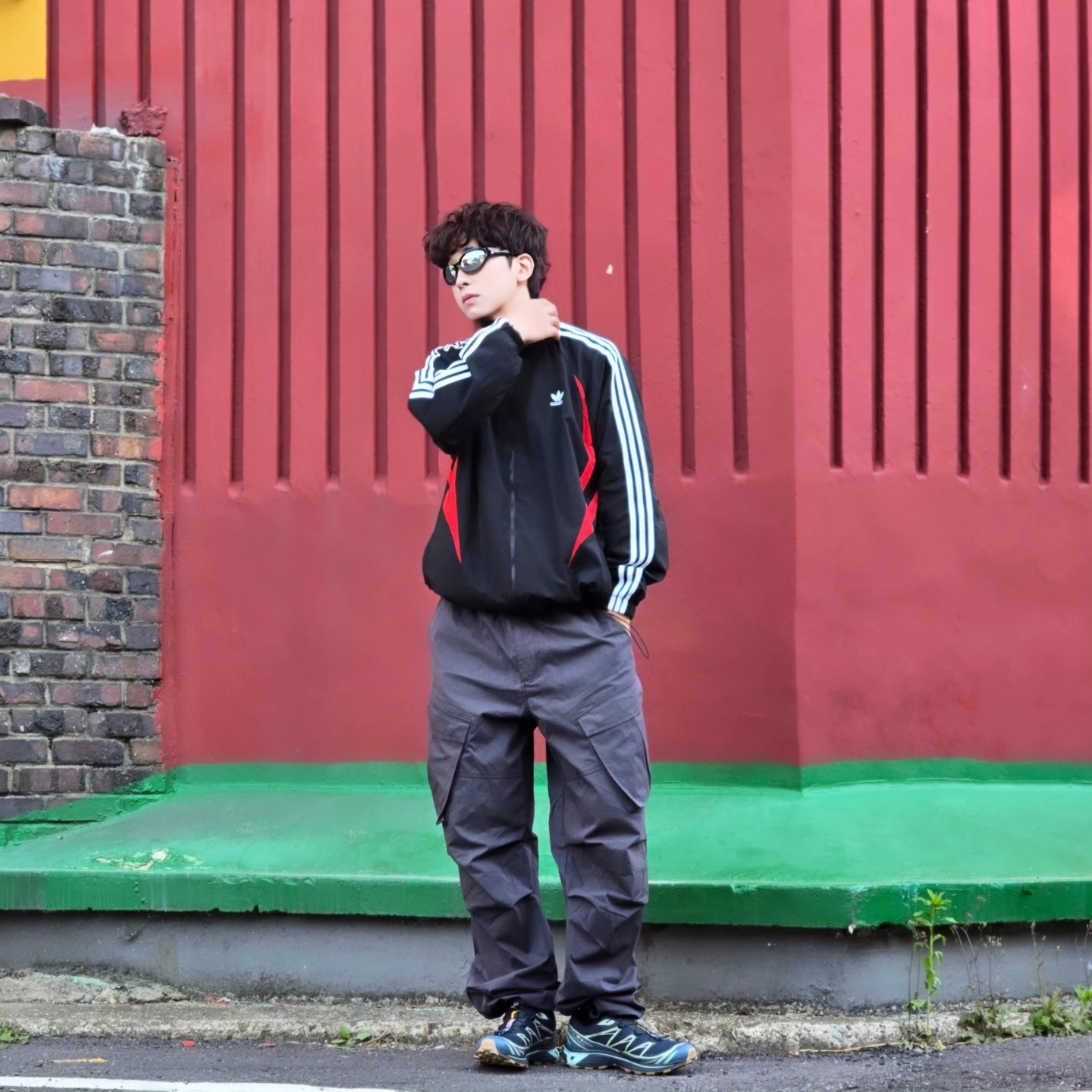 Adidas Archive Track Top Black - KR Sizing, Salomon XT-6 GTX Carbon Bering Sea 착용 스타일 - 7