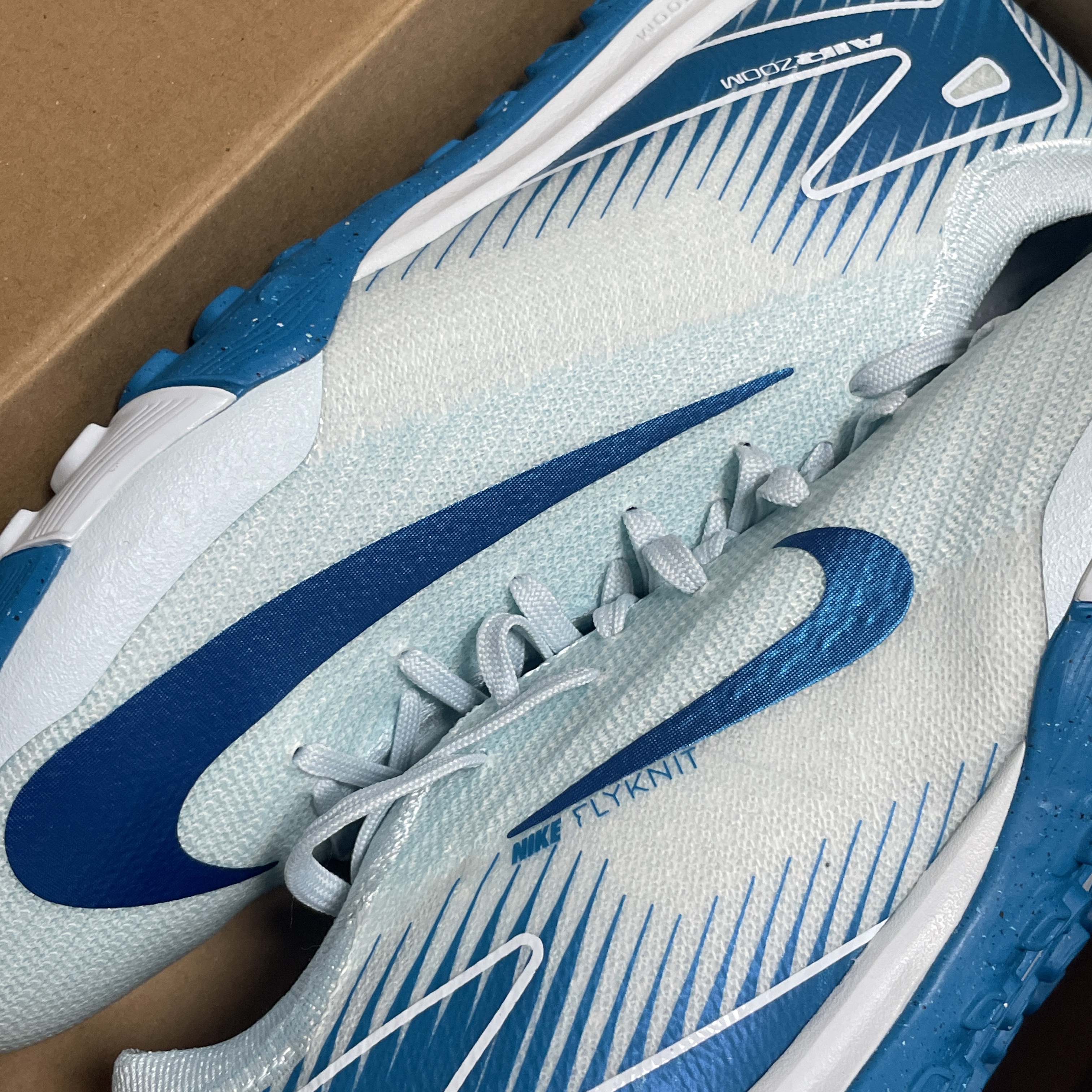 Nike Mercurial Vapor 16 Pro TF Glacier Blue Blue Orbit 착용 스타일