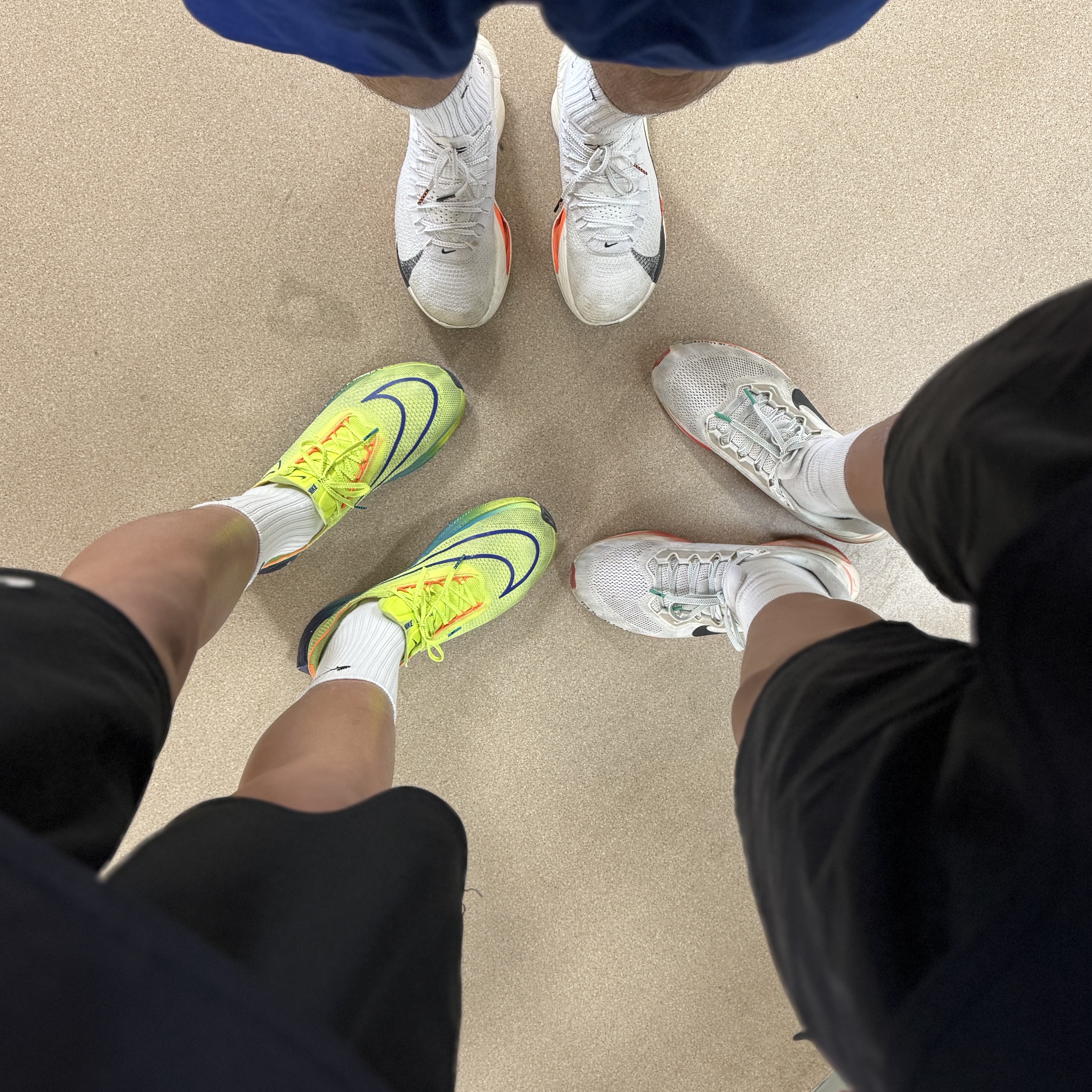 Nike Pegasus 41 Eliud Kipchoge, Nike ZoomX Streakfly Volt Black 착용 스타일