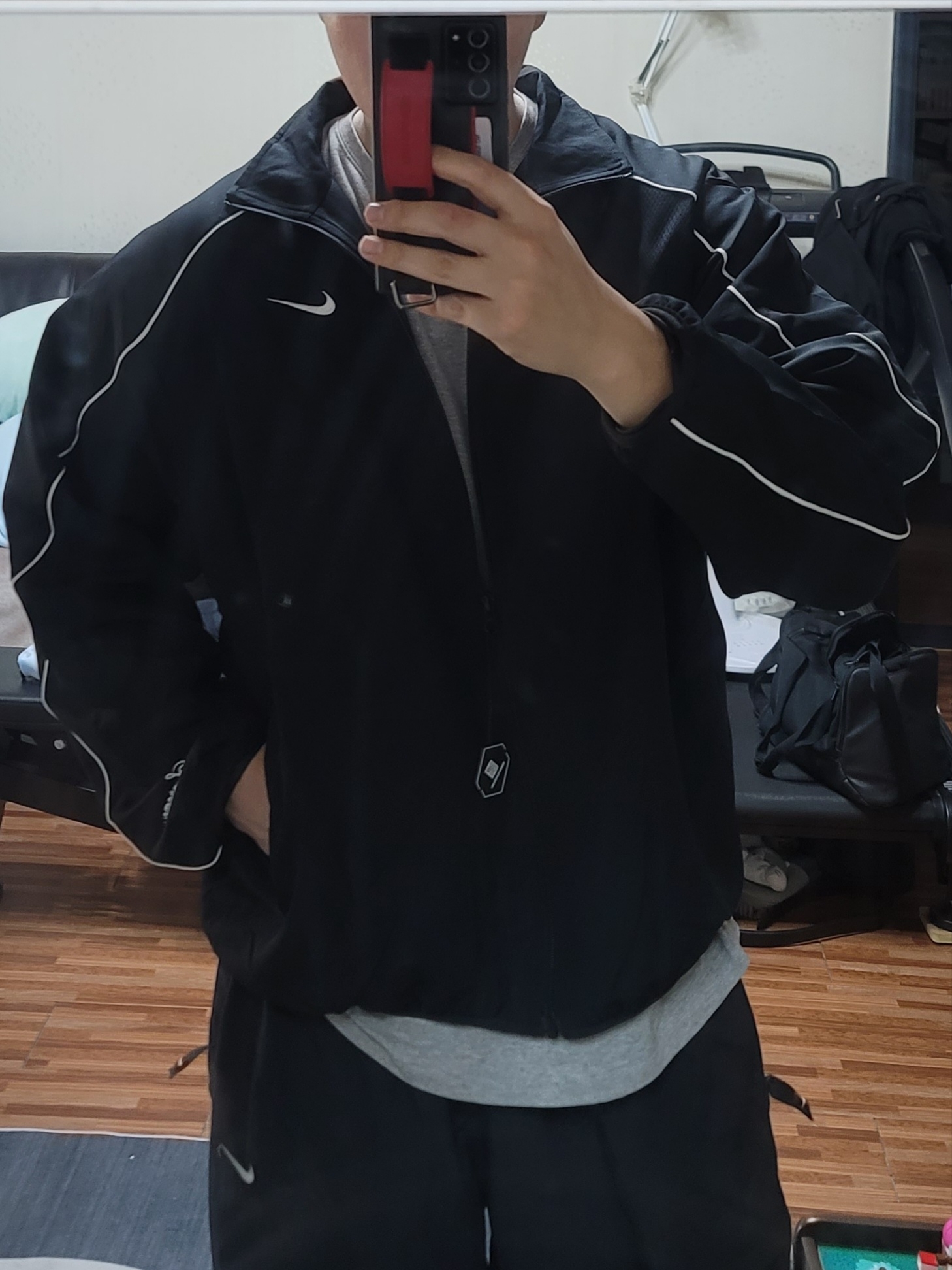 Supreme x Nike Track Jacket Black - 25SS 착용 스타일