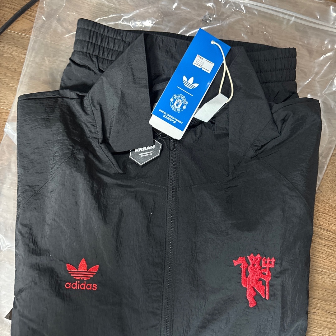 Adidas Manchester United Originals Track Top Black Red - KR Sizing 착용 스타일 - 1