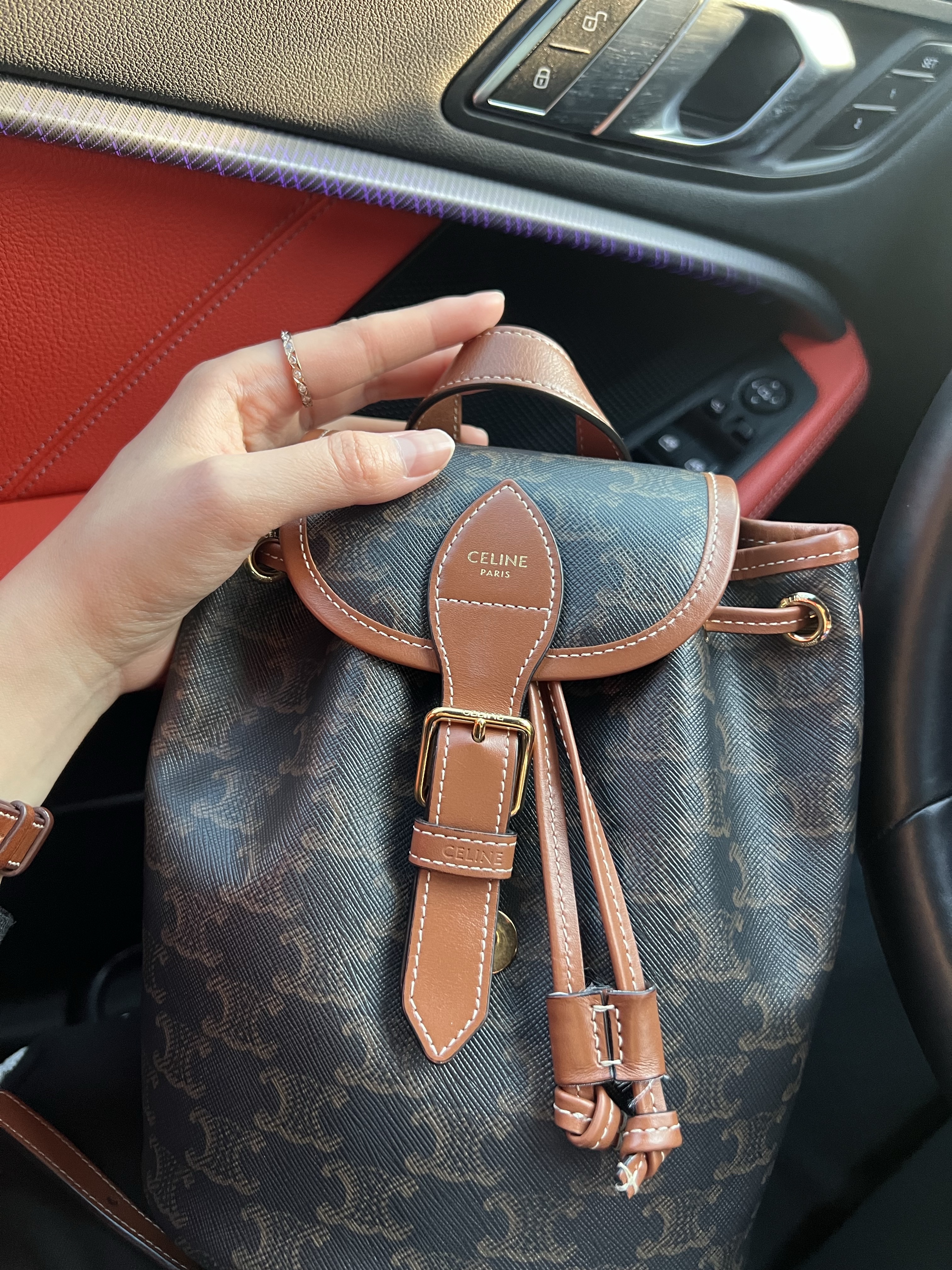 Celine Mini Backpack Folco in Triomphe Canvas and Calfskin Tan 착용 스타일 - 2