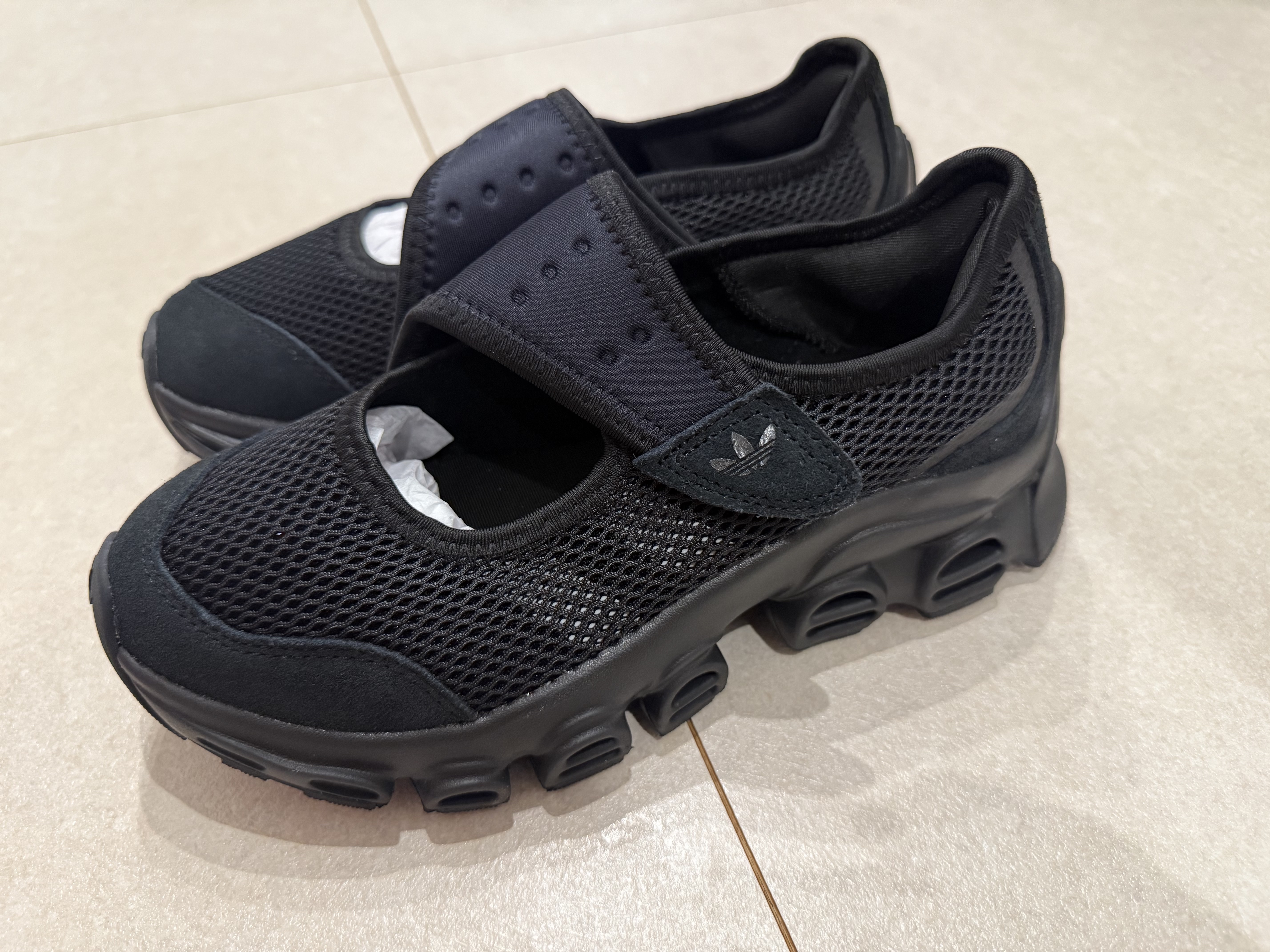 (W) Adidas Adifom Megajane Core Black 착용 스타일 - 2