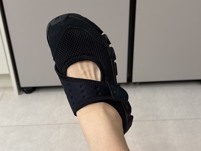 (W) Adidas Adifom Megajane Core Black 착용 스타일 - 1