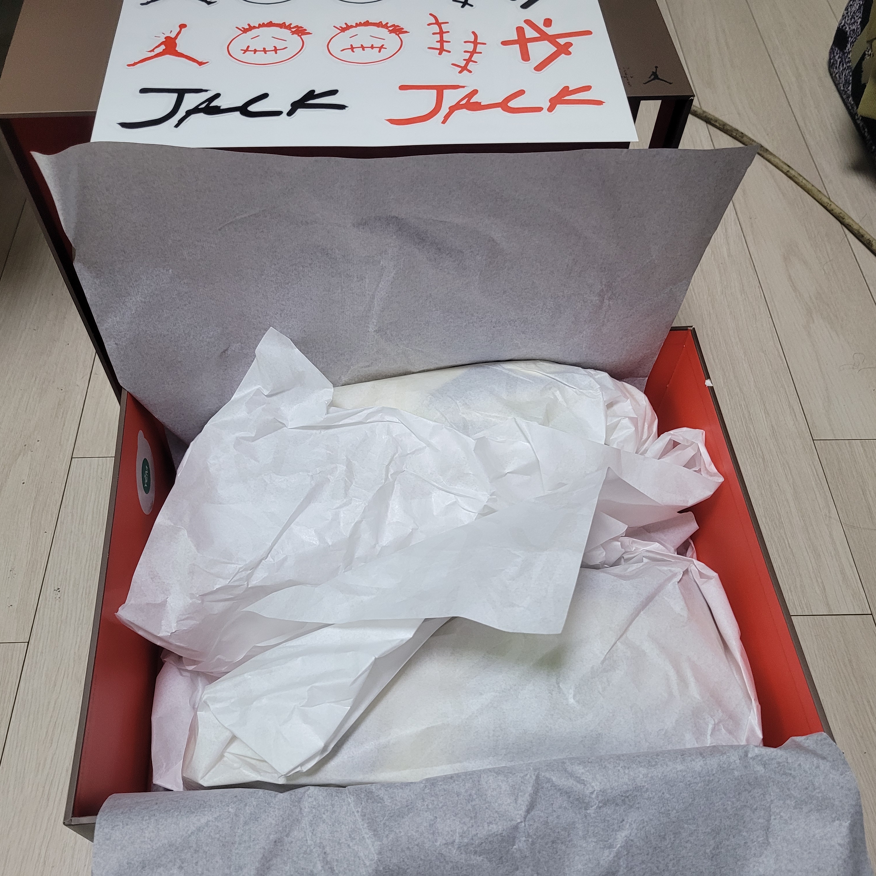 Jordan x Travis Scott Jumpman Jack TR Bright Cactus 착용 스타일 - 5