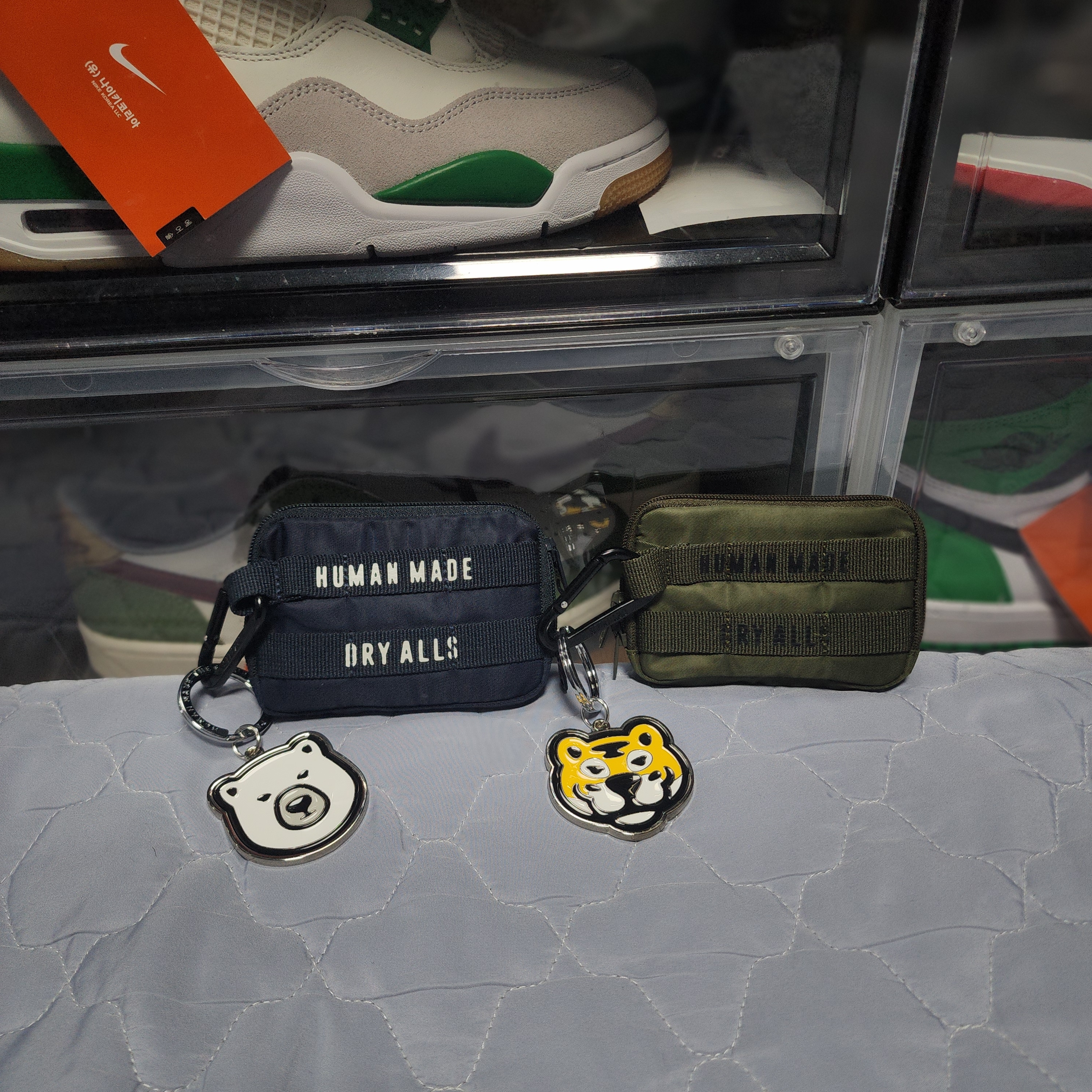 Human Made Military Card Case Olive Drab, Human Made Military Card Case Navy 착용 스타일