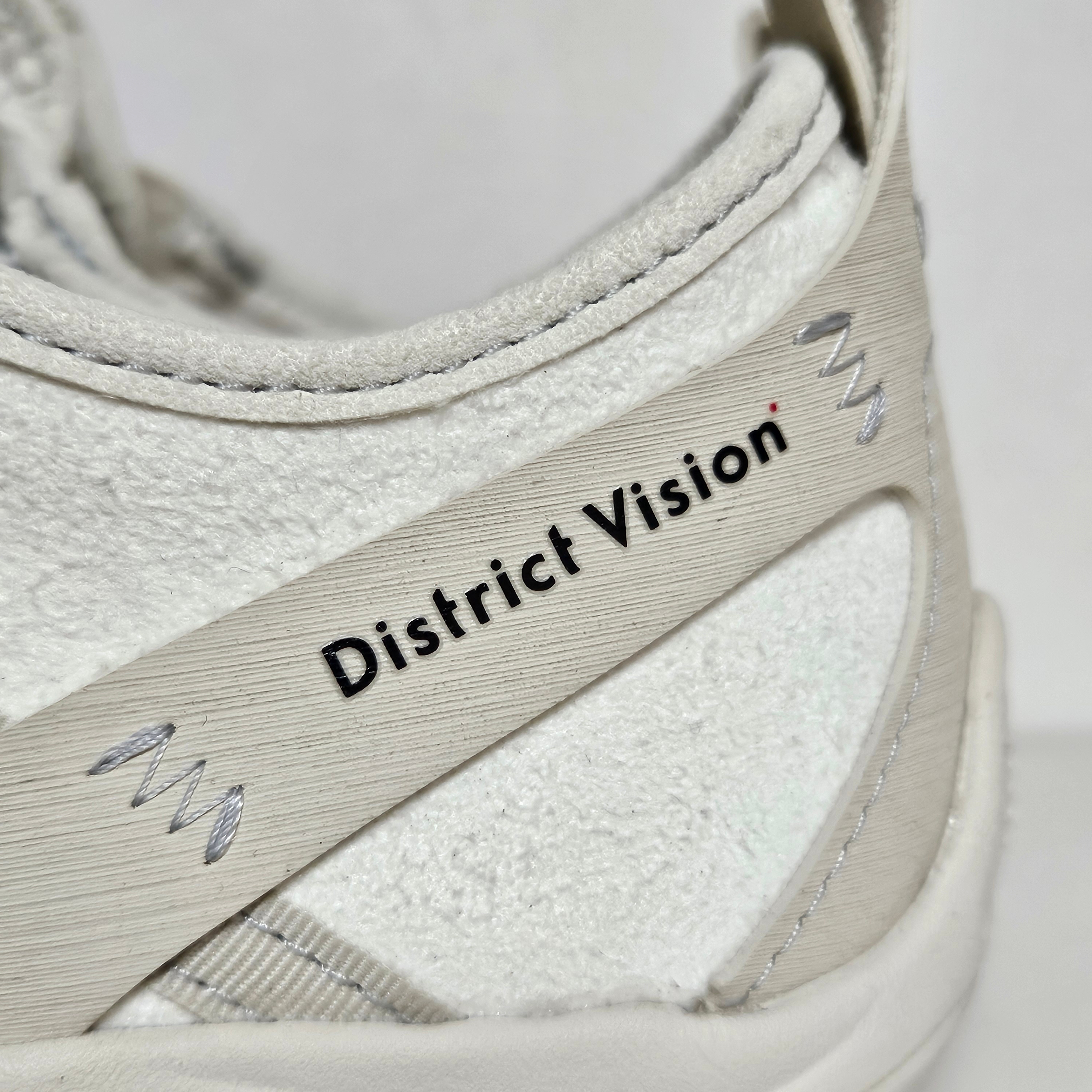 New Balance x District Vision MT10O Cloud Dancer 착용 스타일 - 5
