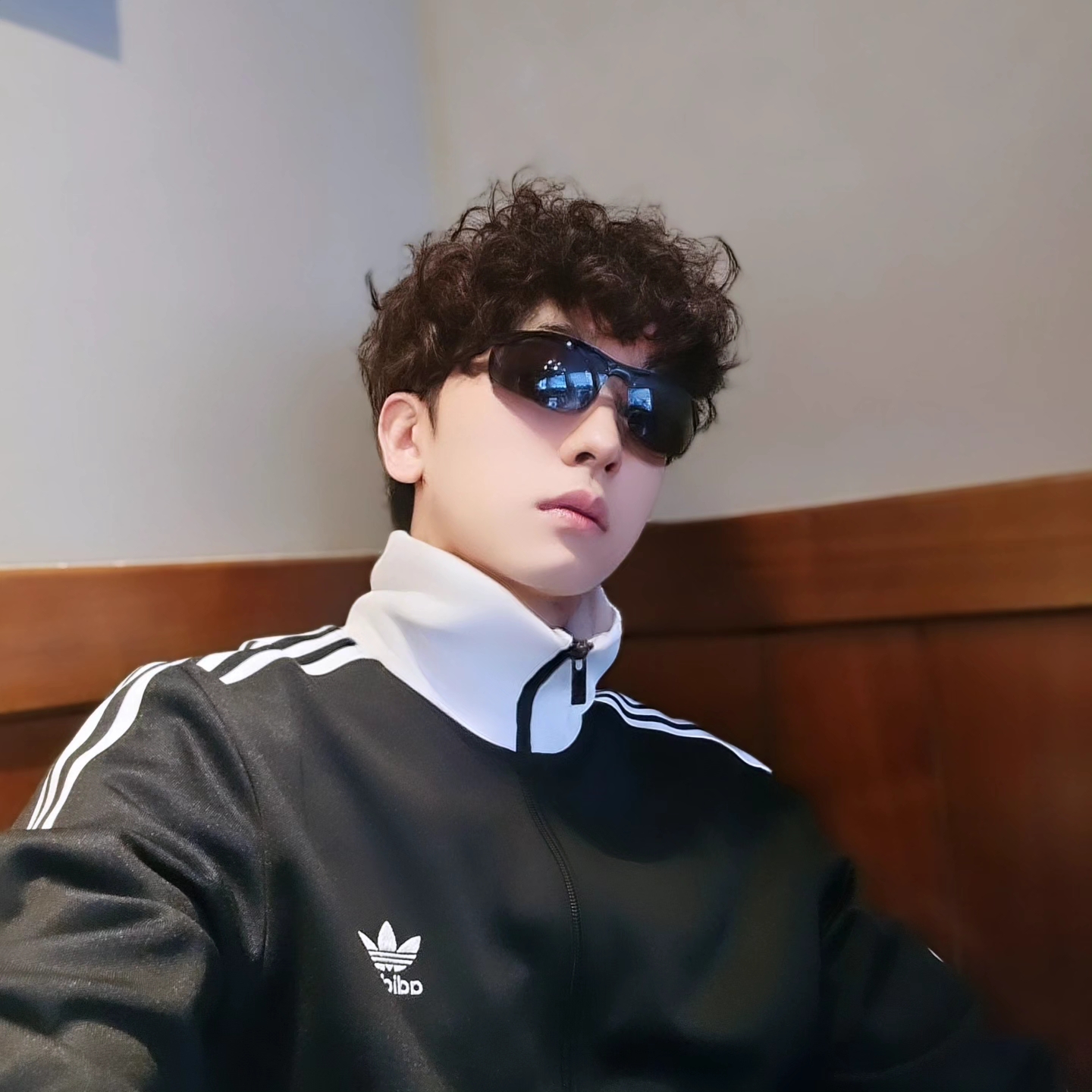 Adidas Adicolor Classics Beckenbauer Track Jacket Black - KR Sizing, Adidas Adicolor Classics Beckenbauer Track Jacket Black - US Sizing 착용 스타일 - 6