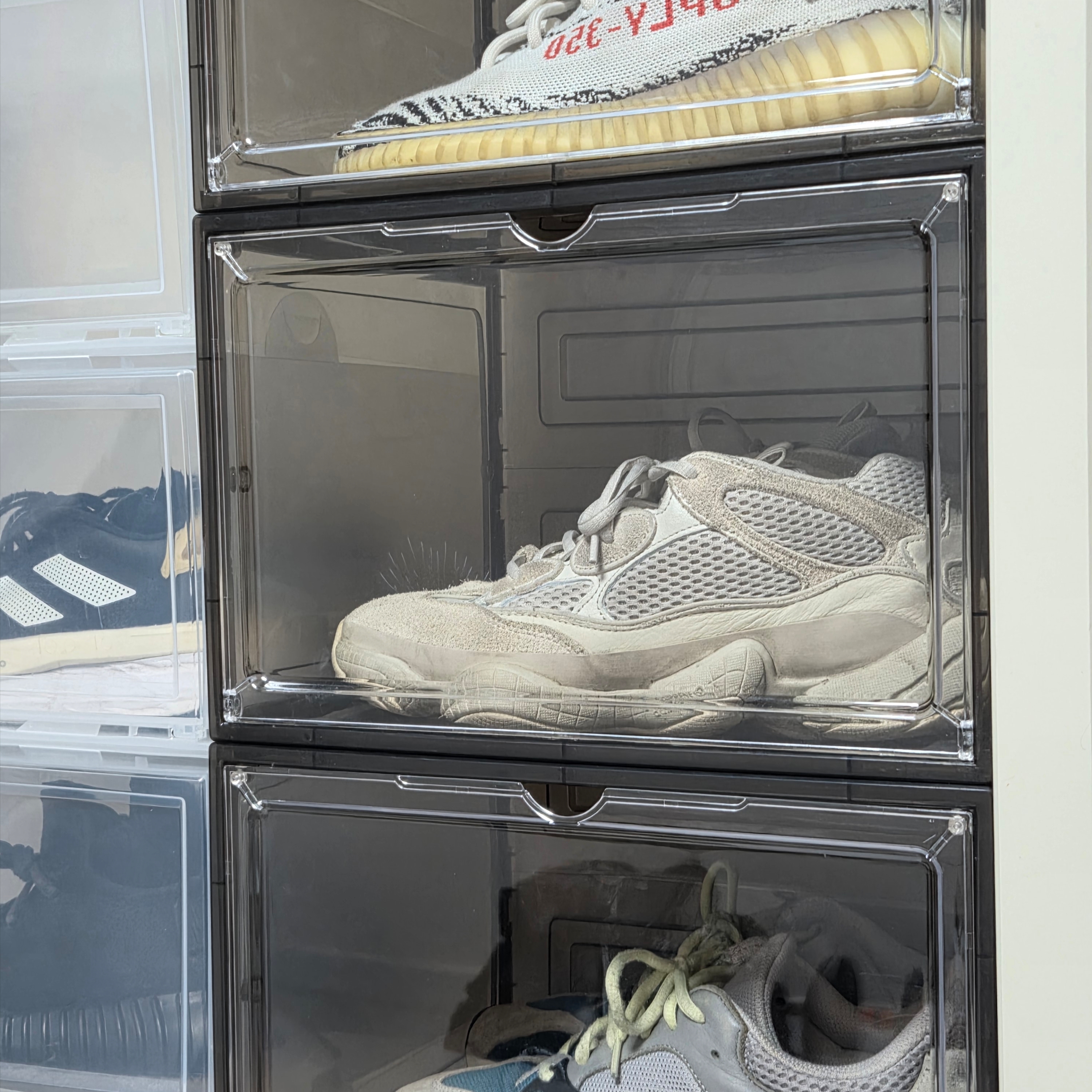 Adidas Yeezy 500 Blush 2022, Adidas Yeezy Boost 700 Wave Runner Solid Grey 2017/2019 착용 스타일