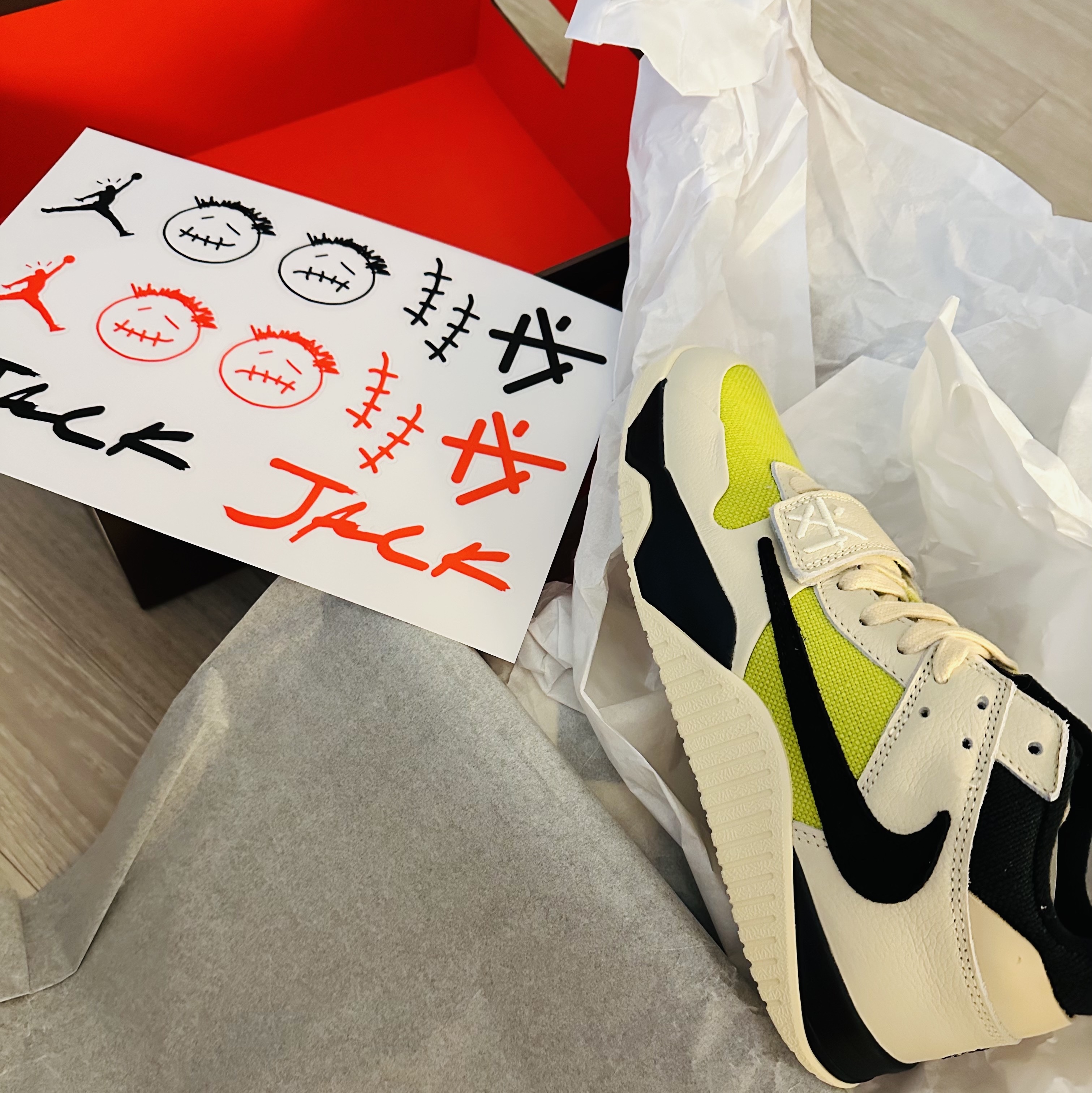 Jordan x Travis Scott Jumpman Jack TR Bright Cactus 착용 스타일