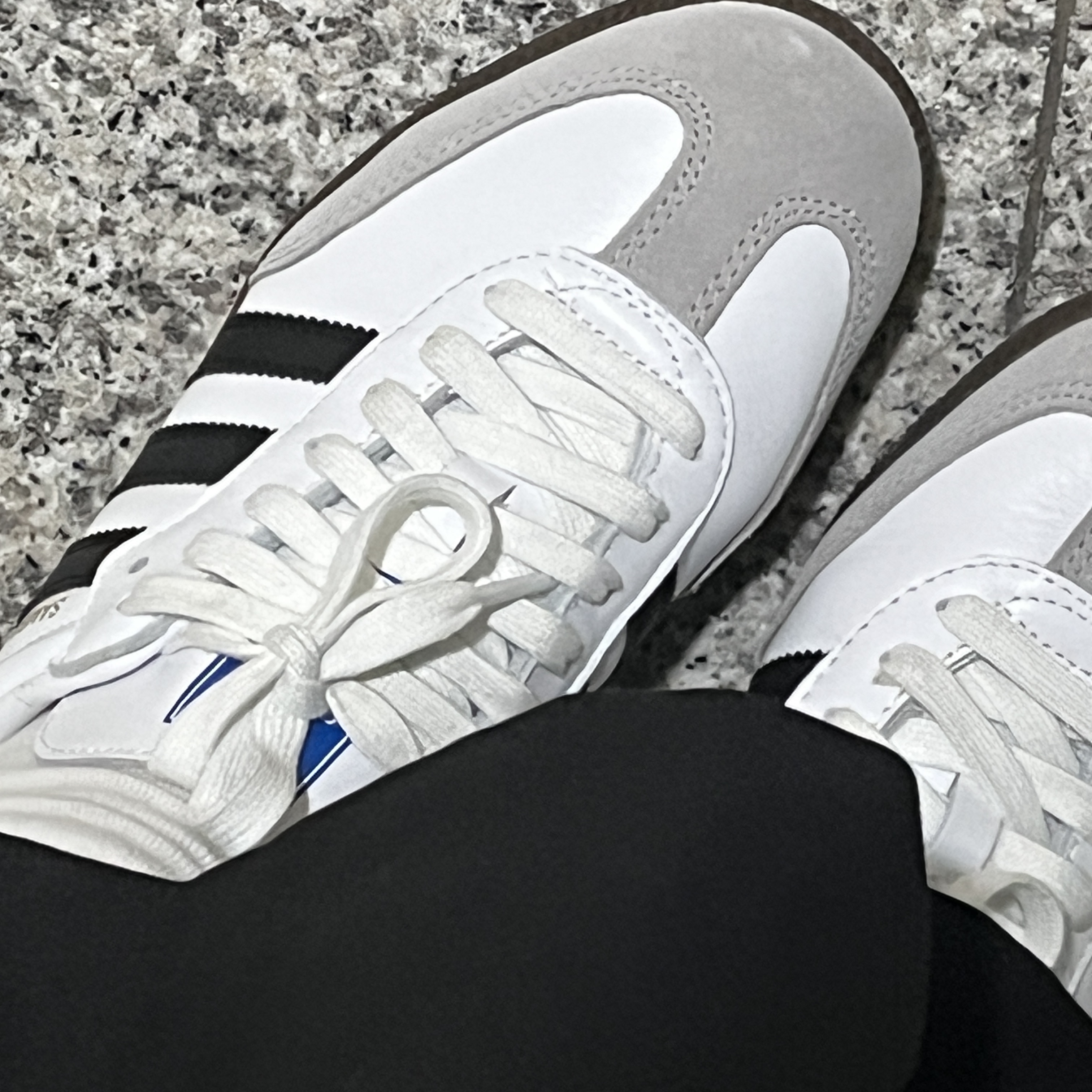 Adidas Samba OG Cloud White 착용 스타일 - 1
