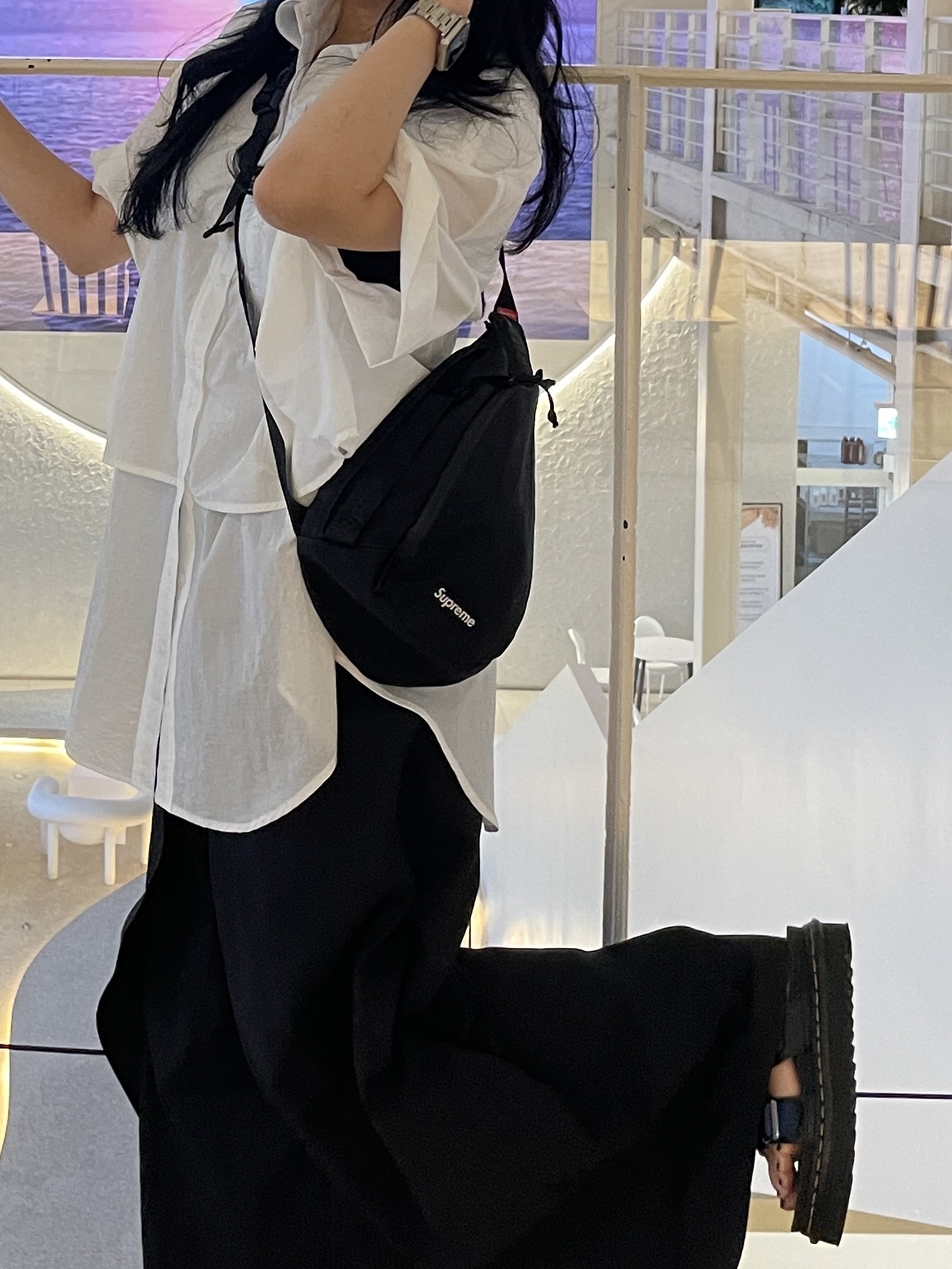 Supreme Sling Bag Black - 20FW, Dr. Martens Myles Sandal Black 착용 스타일