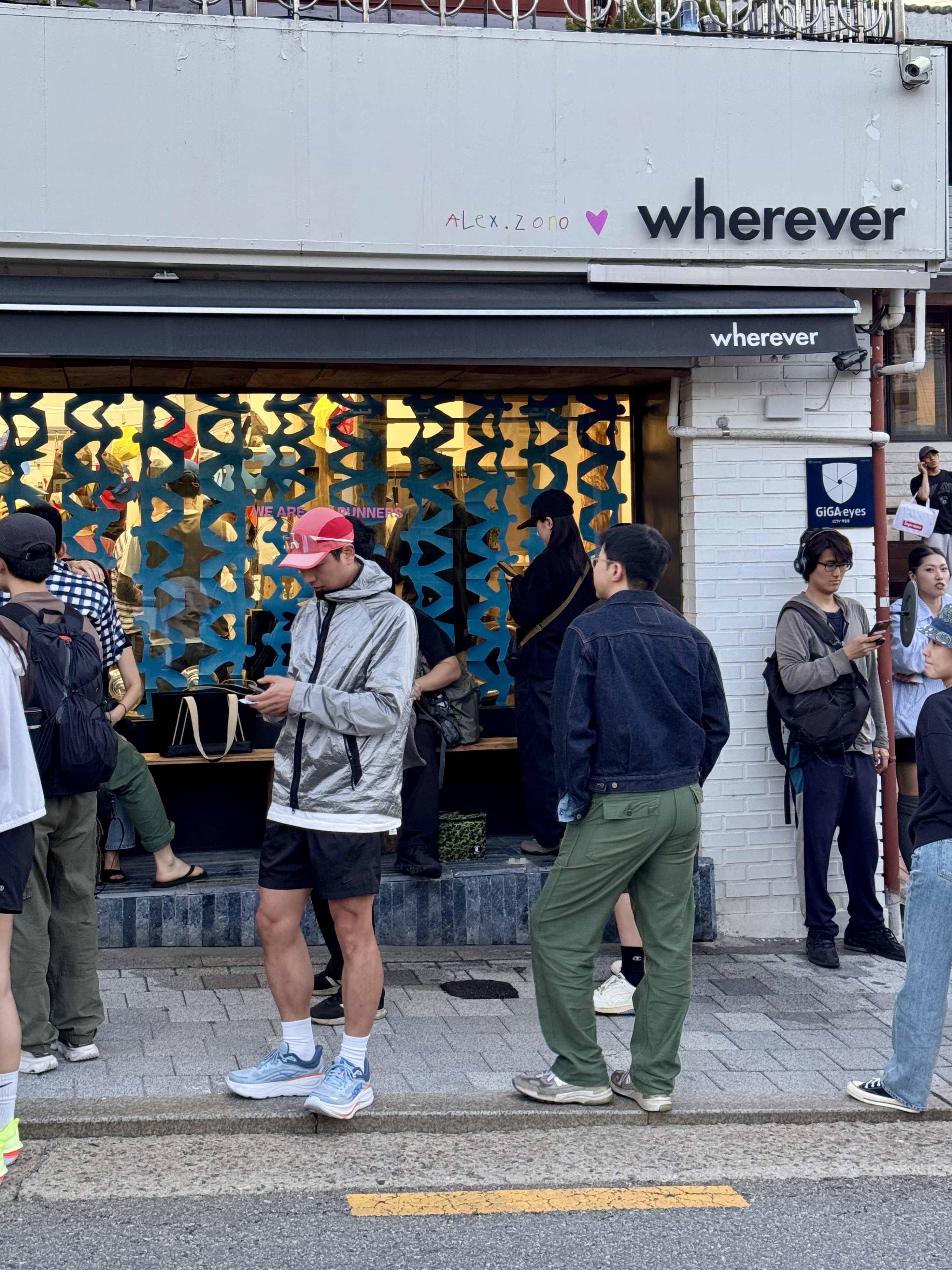 100% Hypercraft LE Bastille Blue Mirror Photochromic Lens, Hoka Bondi 9 Drizzle Downpour - Wide 착용 스타일 - 3