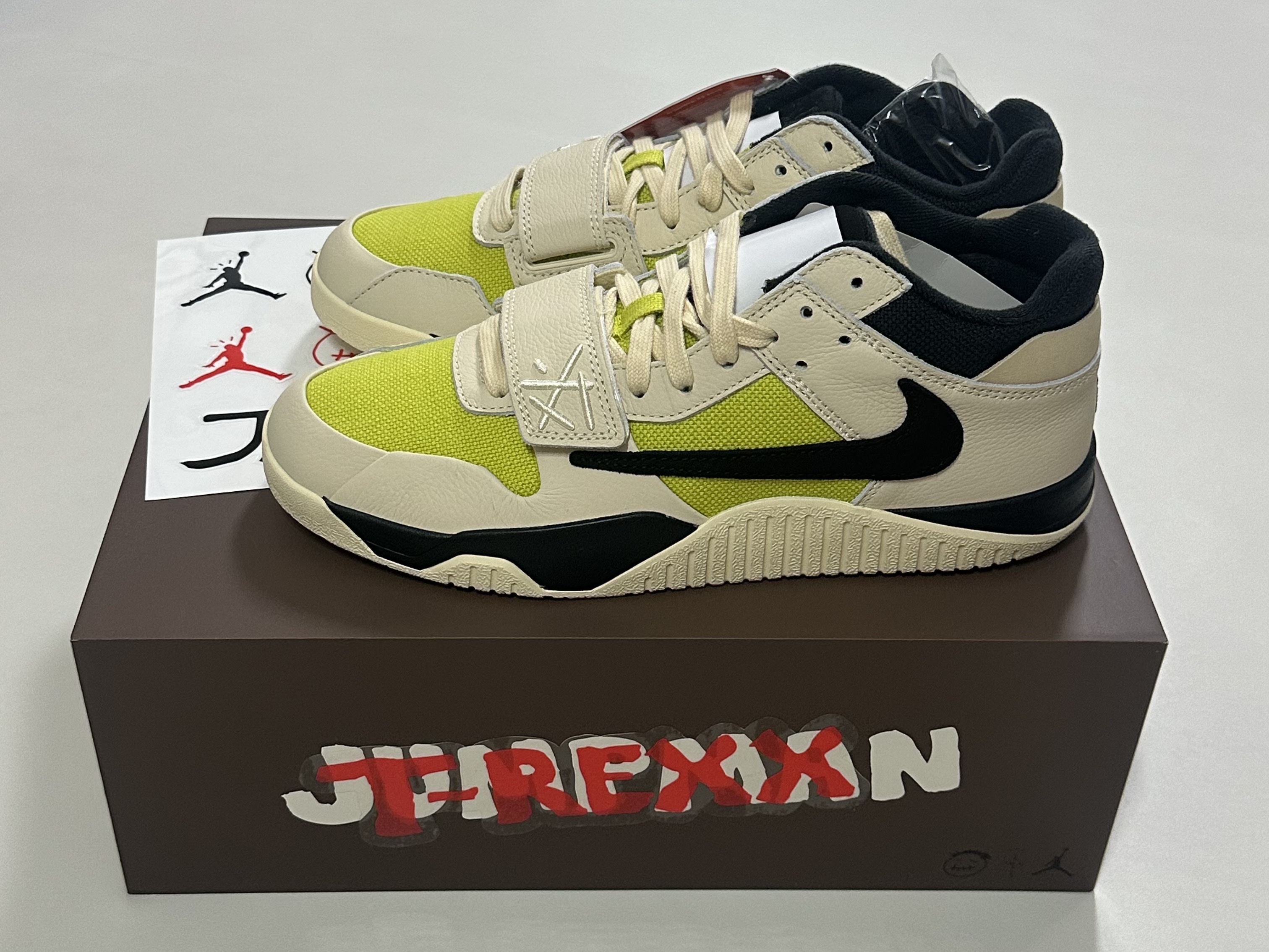 Jordan x Travis Scott Jumpman Jack TR Bright Cactus 착용 스타일