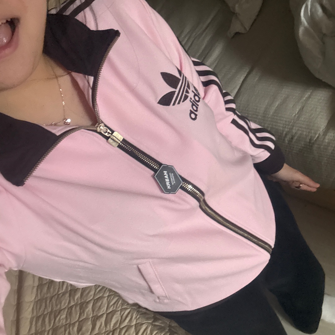 (W) Adidas Premium Originals Track Top Clear Pink Shadow Brown - KR Sizing 착용 스타일