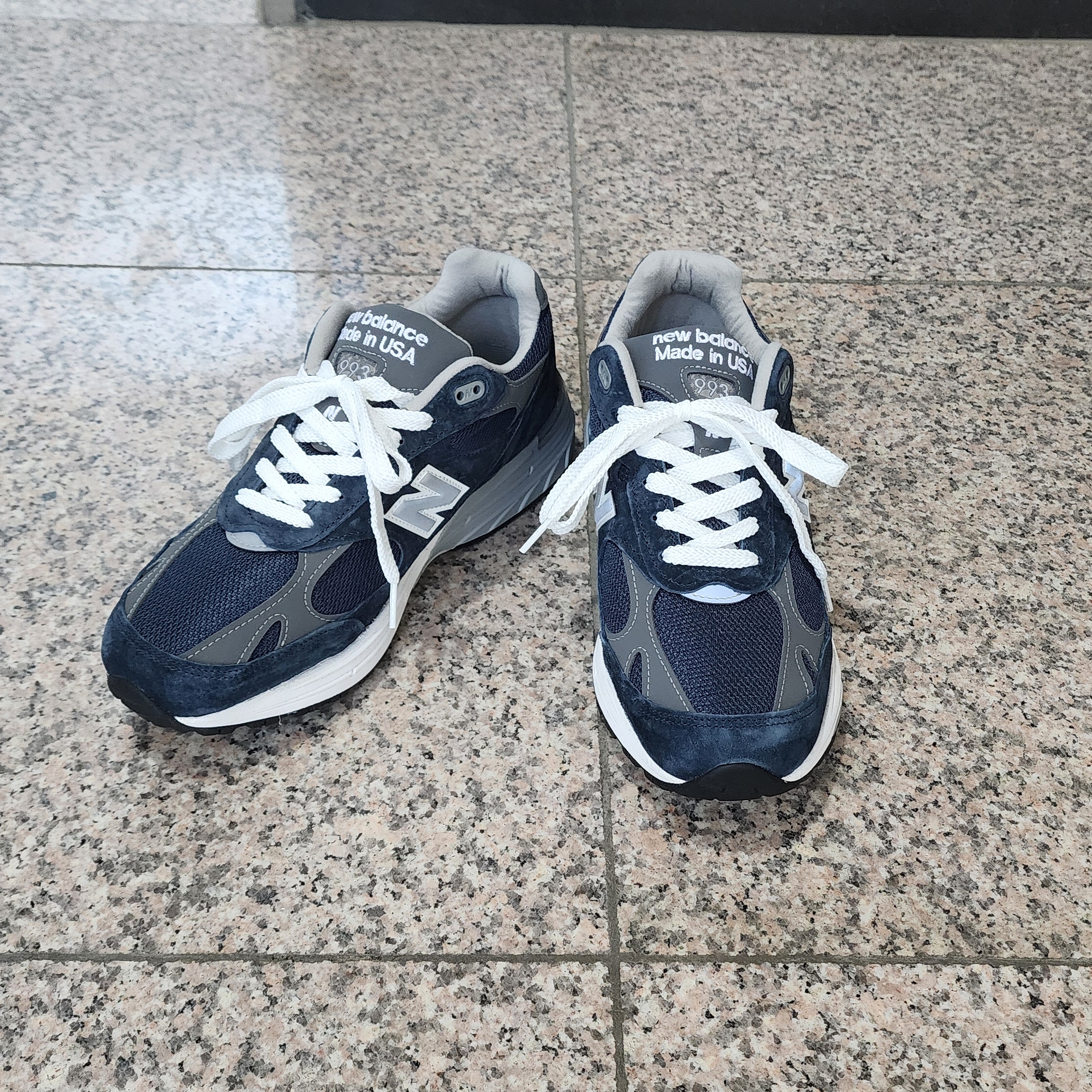 New Balance 993 Made in USA Navy - D Standard 착용 스타일 - 2